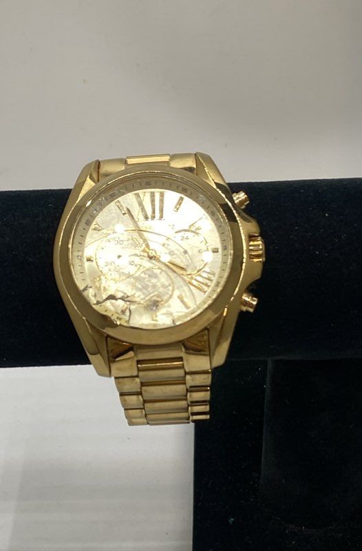Michael Kors MK-5605 Bradshaw Gold Tone Stainless Steel Chronograph Watch