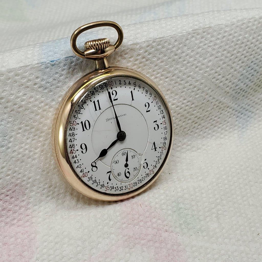 VINTAGE 1916 BURLINGTON 16S GOLD FILLED 19 JEWELS POCKET WATCH * RUNS * G106