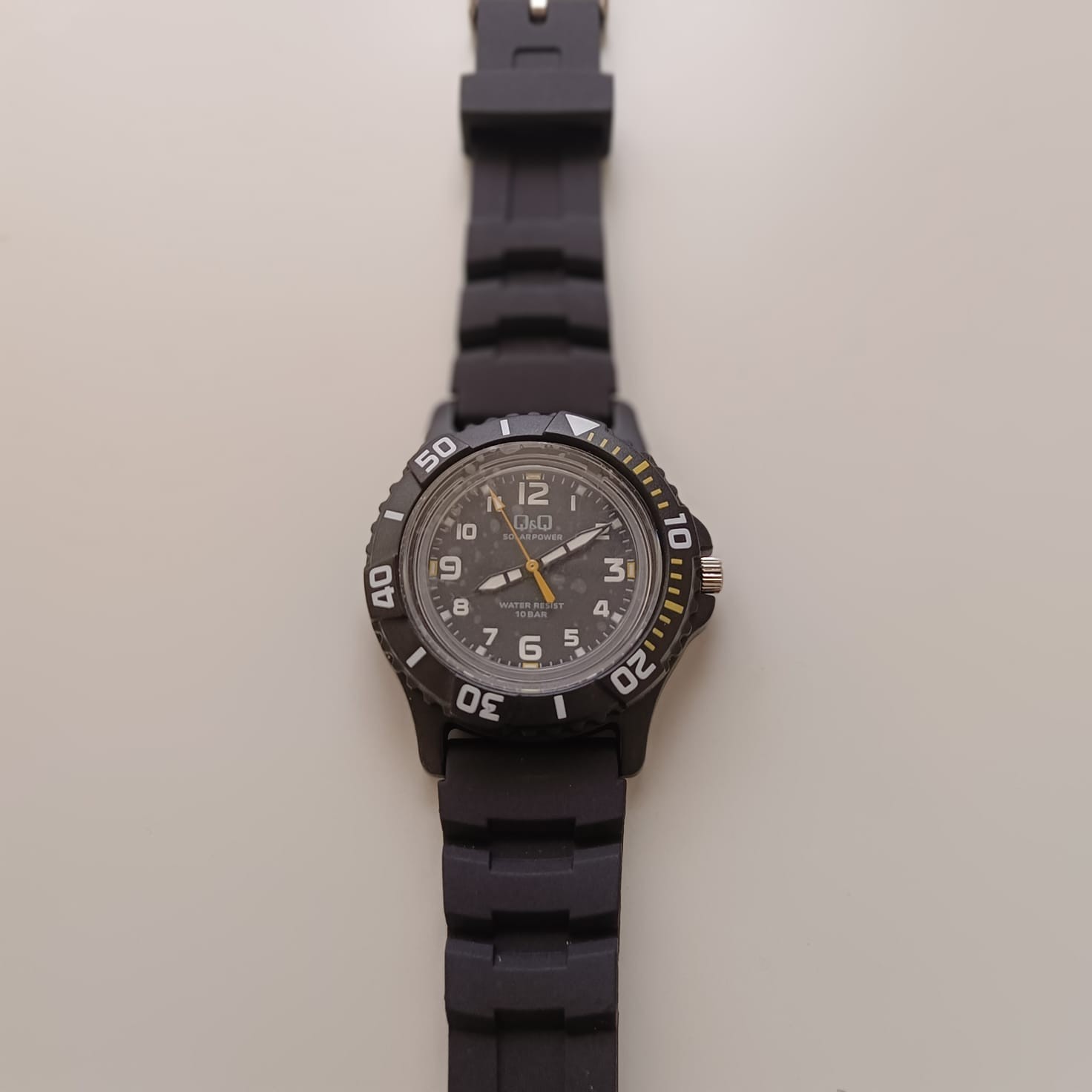 Q&Q Citizen Solar Power Men’s Watch Black Resin Diver Style Water Resist 10Bar