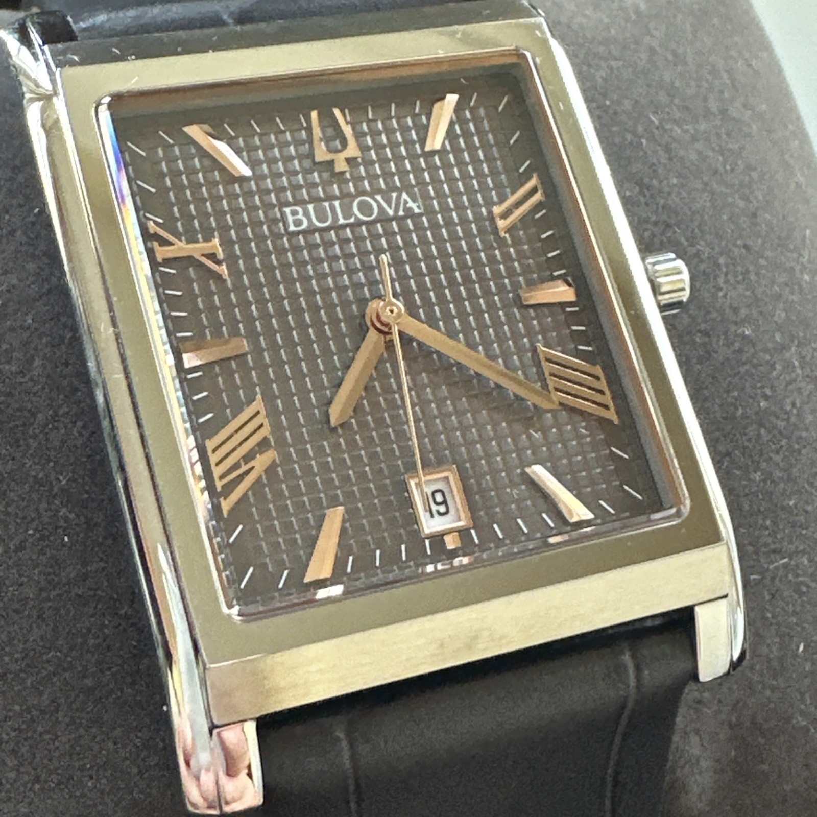 Bulova Men’s Sutton Date Indicator Quartz Gray Watch 29MM 96B443