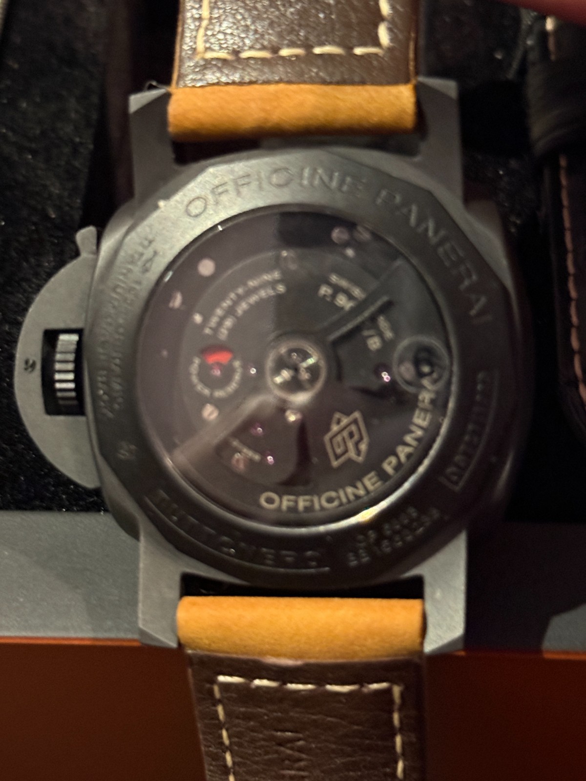Panerai Luminor Ceramica GMT Men’s Black Watch – PAM00441 0441,441