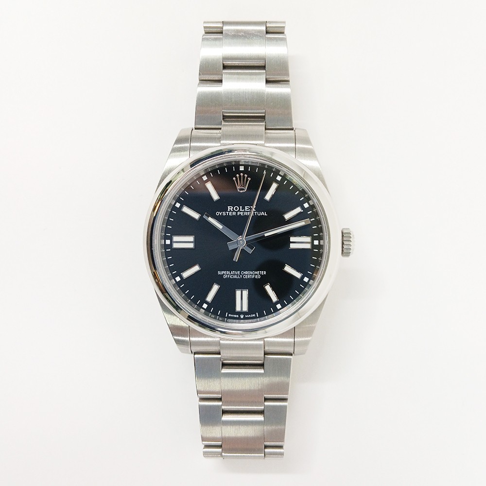Rolex Oyster Perpetual 41 124300 Black Dial Stainless Steel Watch Box & Papers