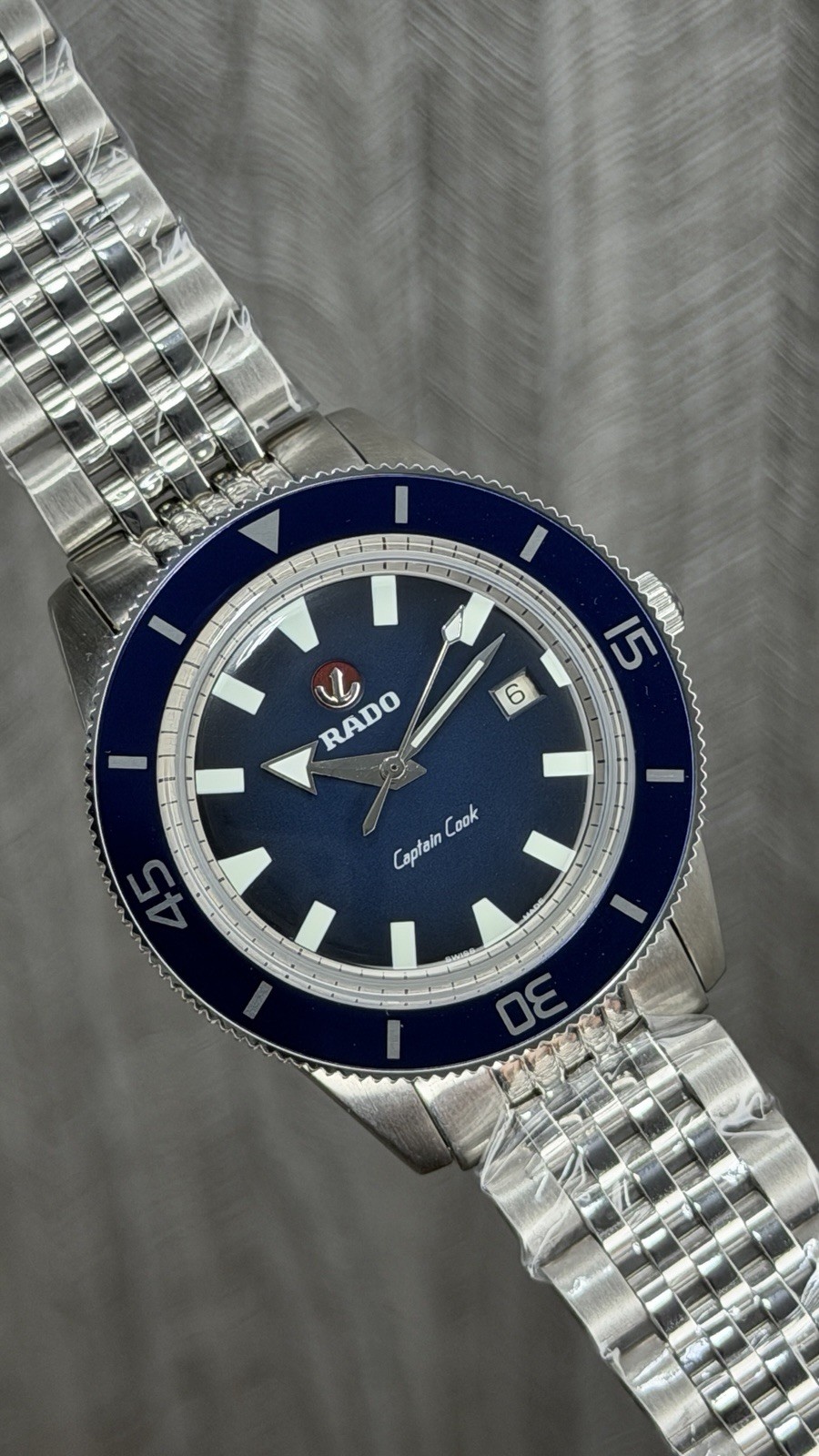 Rado Captain Cook Blue Dial Automatic Mens Watch Stainless Steel Date Swiss
