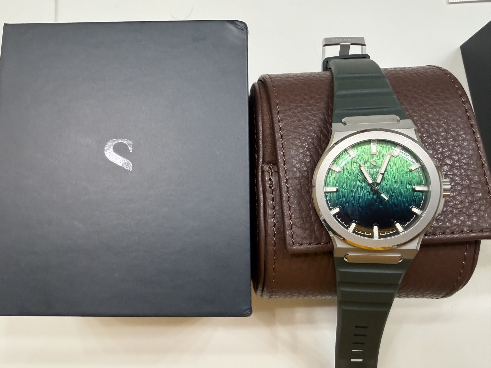 Straum Jan Mayen Alpine Glow Stainless Steel with Strap Adapters