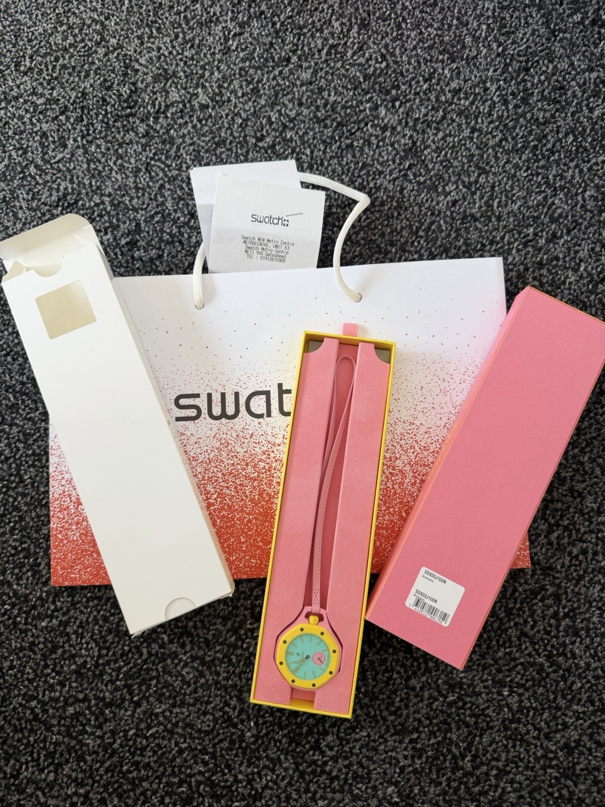 ✅AUTHENTIC Swatch Royal Pop – Otg Roz – FAST DISPATCH
