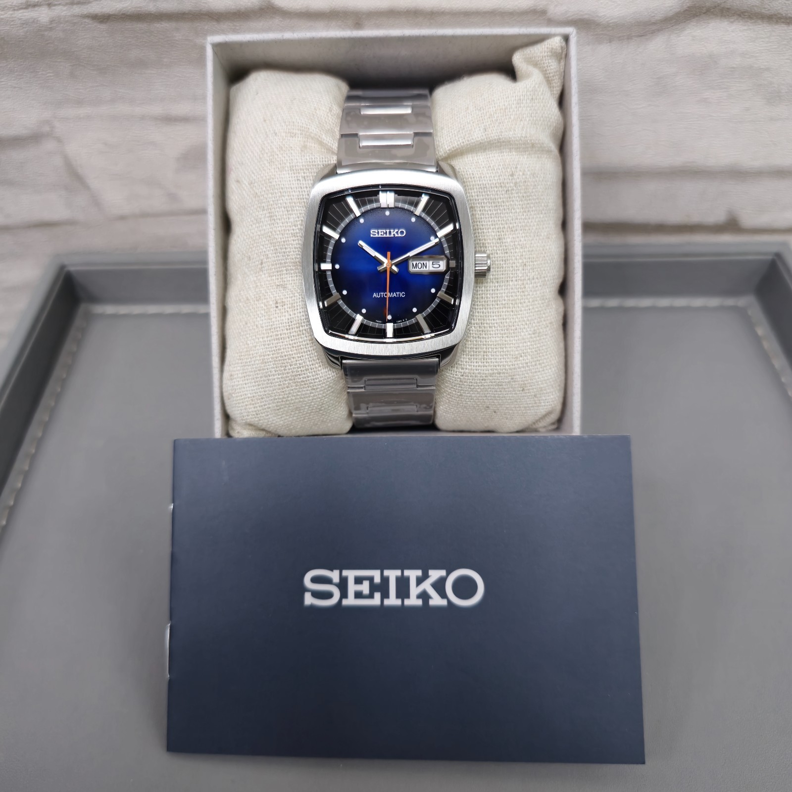 Seiko Recraft Series SNKP23 Automatic Blue Dial 39.5 mm New Full Set Men’s Watch