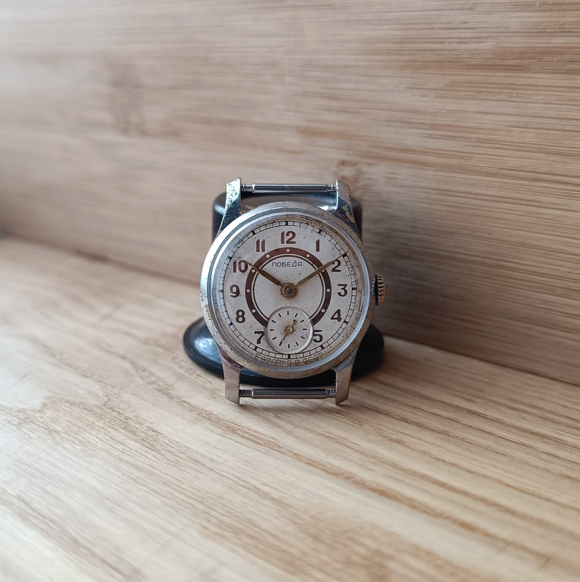 VINTAGE Men’s Wristwatch POBEDA Mechanical Watch 2602 SOVIET/USSR Serviced! 50s