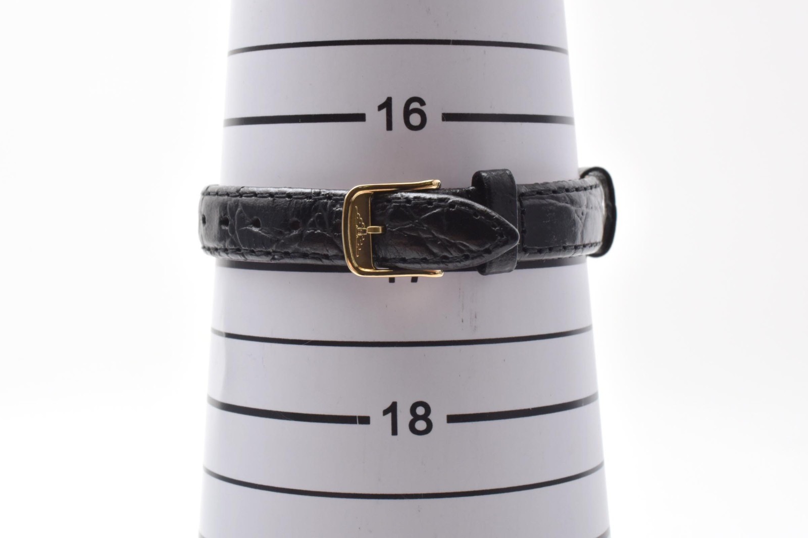 [MINT] Longines L4.136.2 24mm Gold Stick Dial Date Quartz Women’s Watch Japan