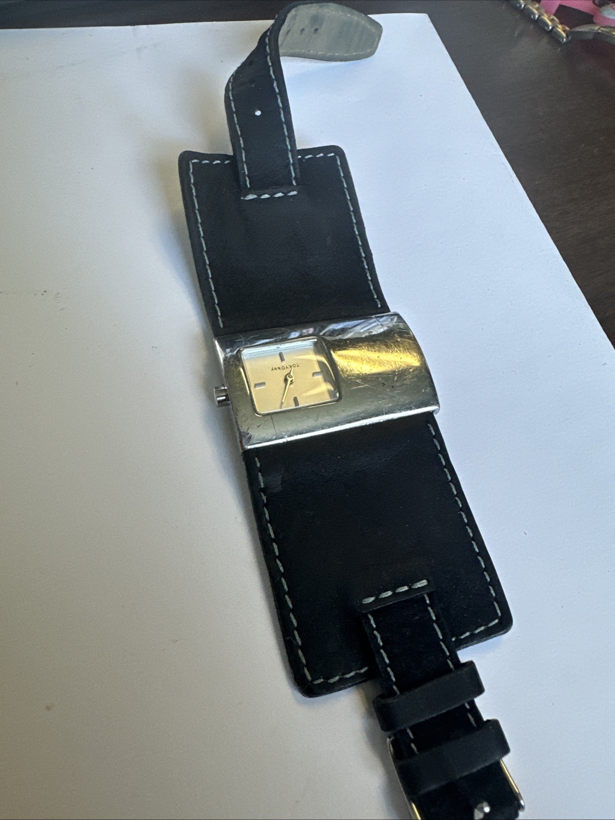 TOKYO BAY BRACELET STYLE WATCH – THICK LEATHER BAND – NEW BATTERY