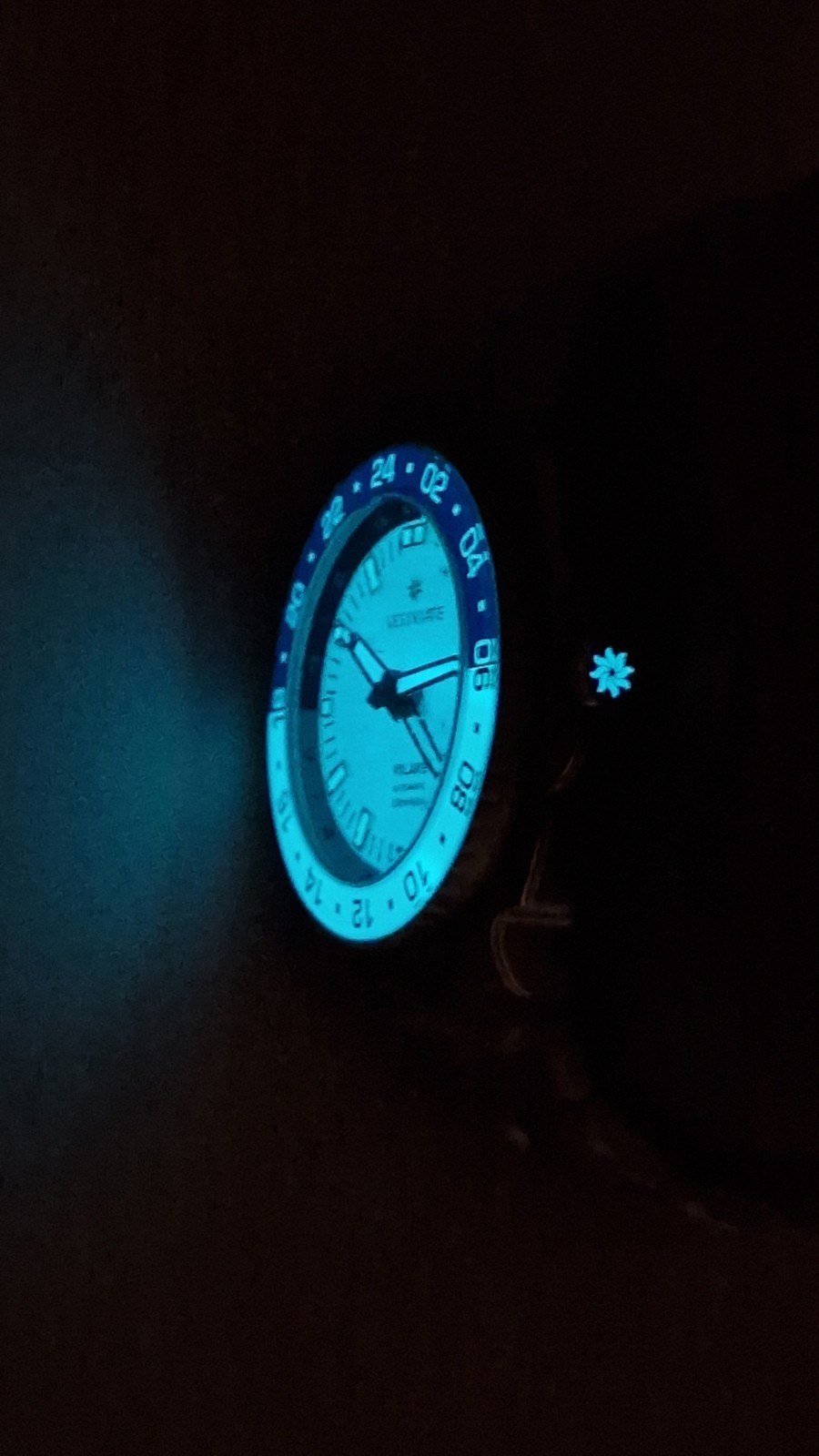 Vesuviate Volare GMT White Full Lume 41mm Sapphire Bezel & Caseback