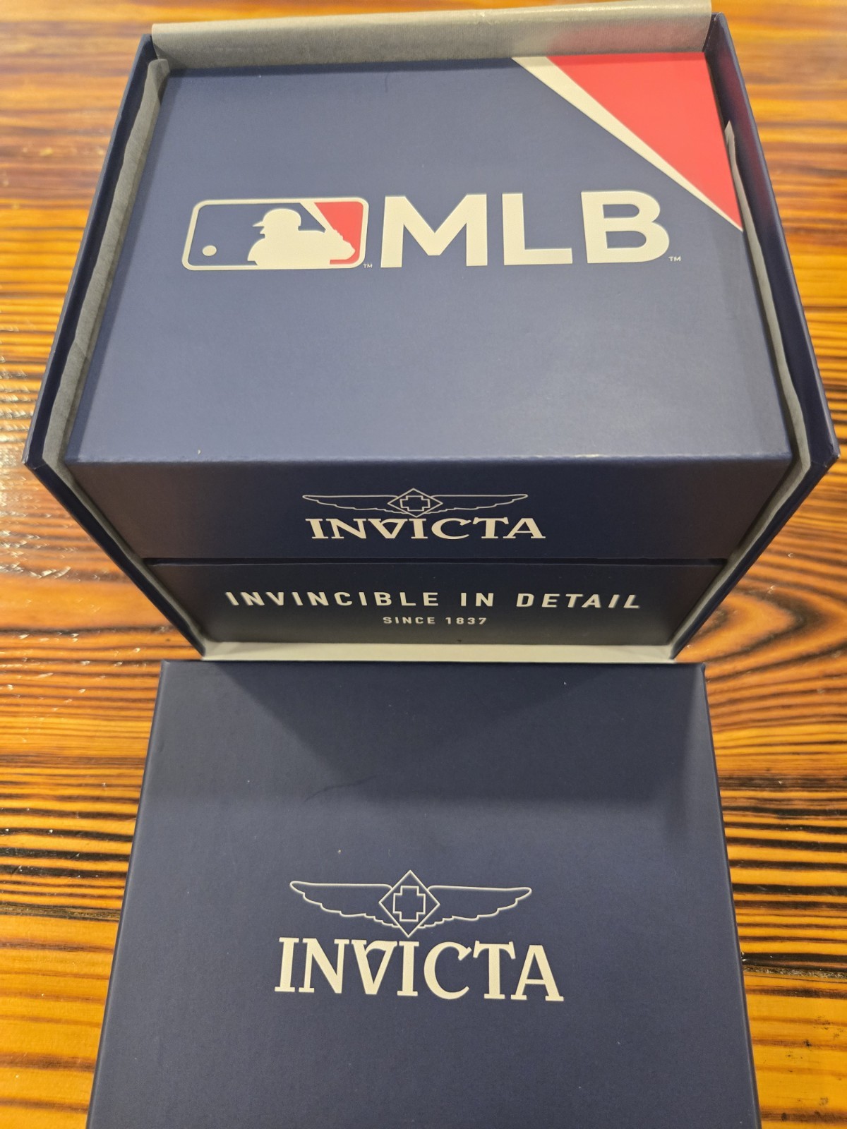 Invicta MLB New York Yankees Mens Pro Diver Watch 43mm Silver With Date 49856