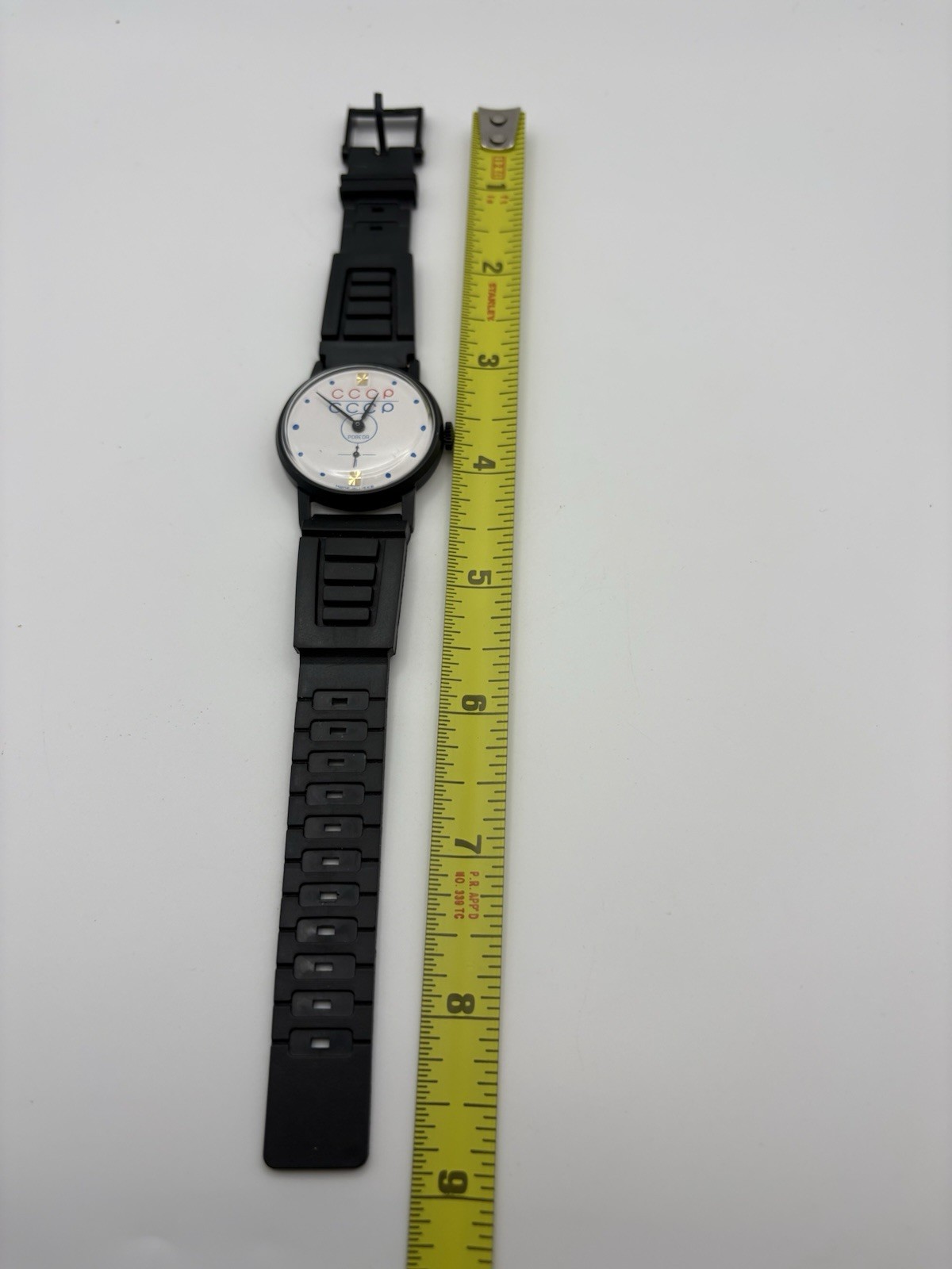 Vintage Pobeda CCCP Soviet Mechanical Watch 15J Black Case White Dial Paper USSR