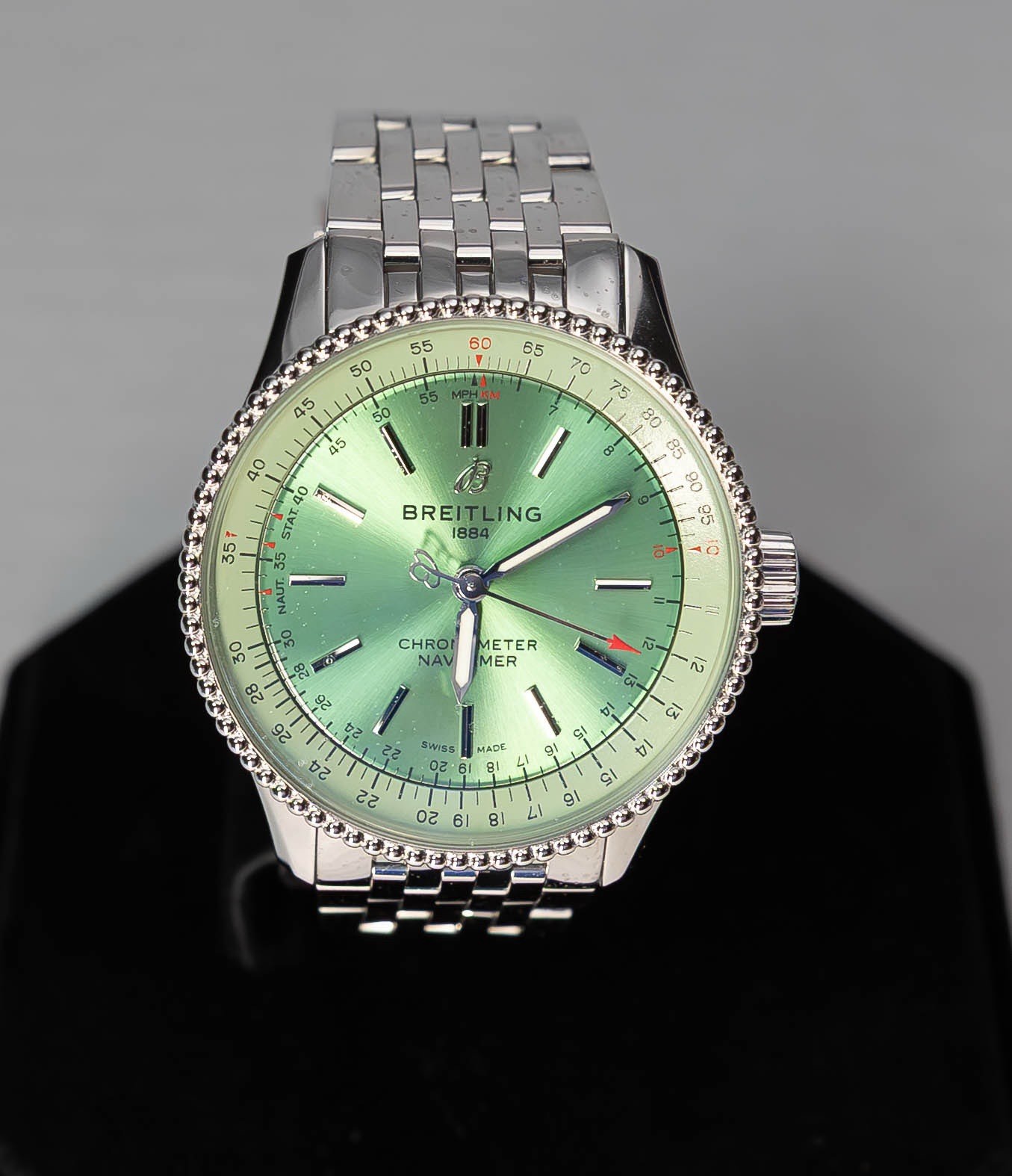 Breitling Navitimer Automatic 35 A17395361L1A1- FULL SET- EXCELLENT CONDITION