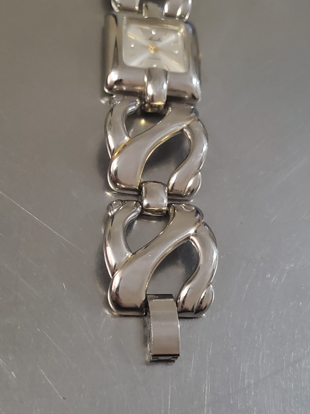 MOULIN Watch Women’s Vintage Quartz Analog Gemmed Thick Band 6.75 inch 31 mm