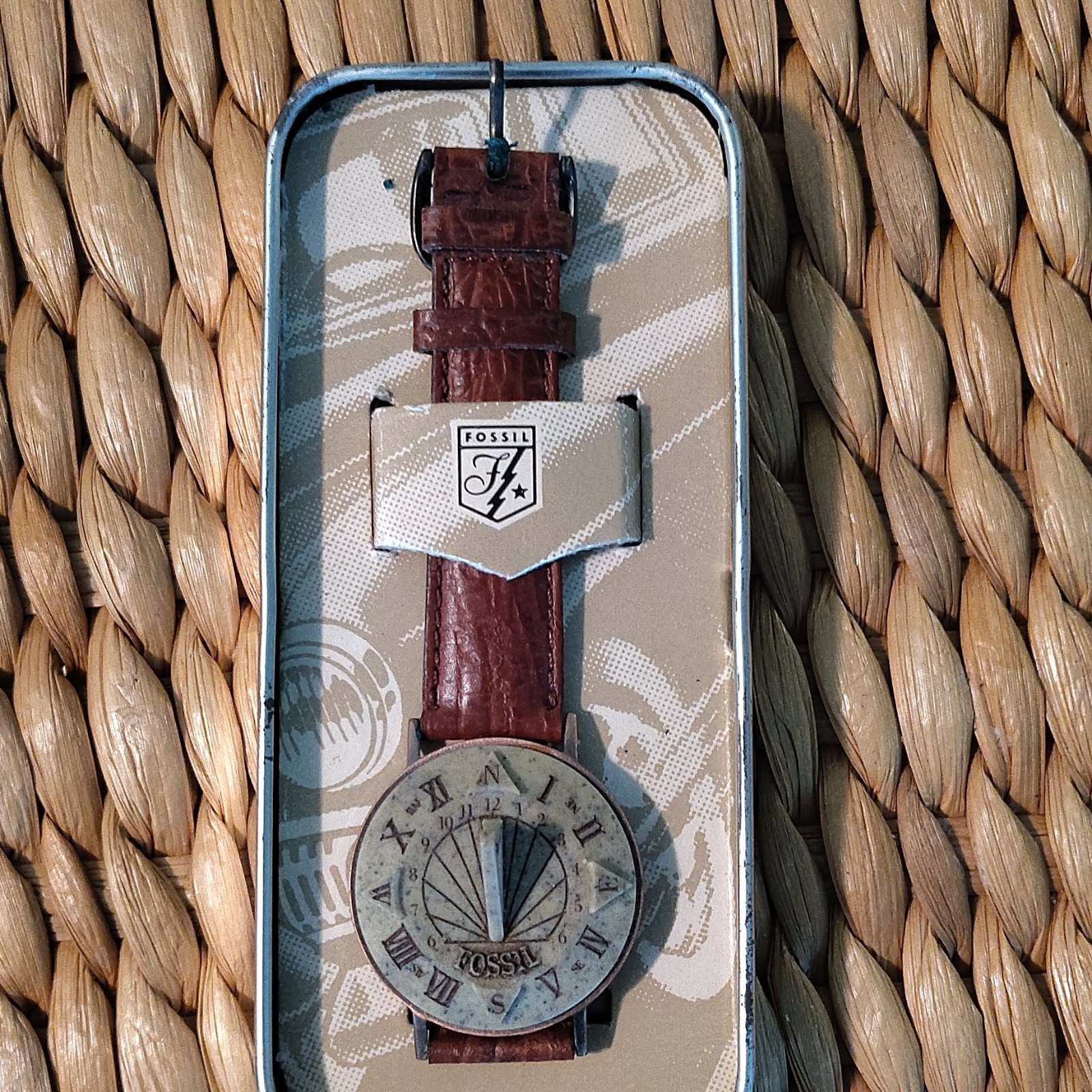 Fossil 1991 Sundial Wristwatch Brown Leather Strap Tin Box