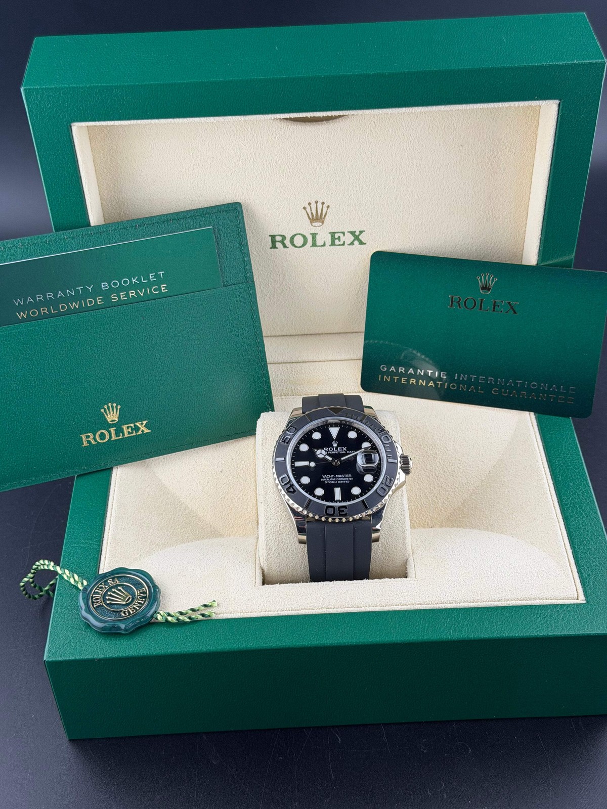 2021 Rolex Yach-Master Black Dial 226659 42mm 18K White Gold Rubber Strap – Pre