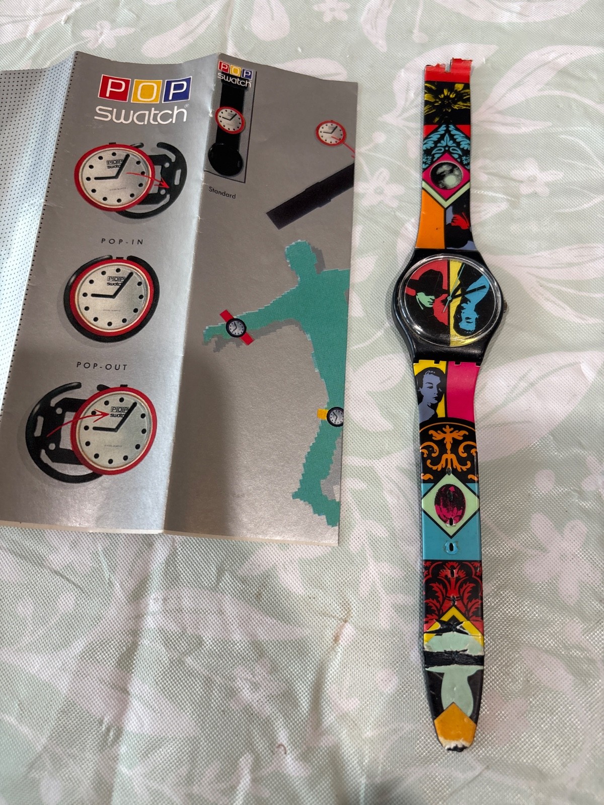 Swatch Unisex Adults GB122 Coloured Love Swiss Quartz 34mm Watch NO BAND Working