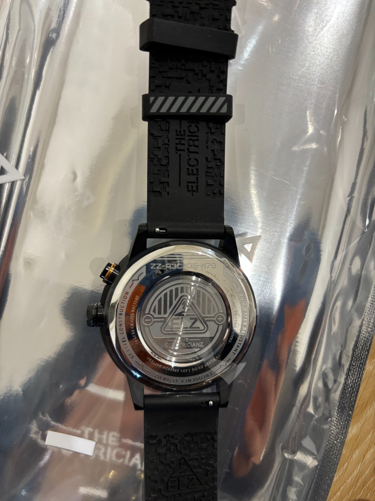 The Electricianz Dark Z ZZ-A3C/05 45mm LED Watch – Like New, Full Set Box
