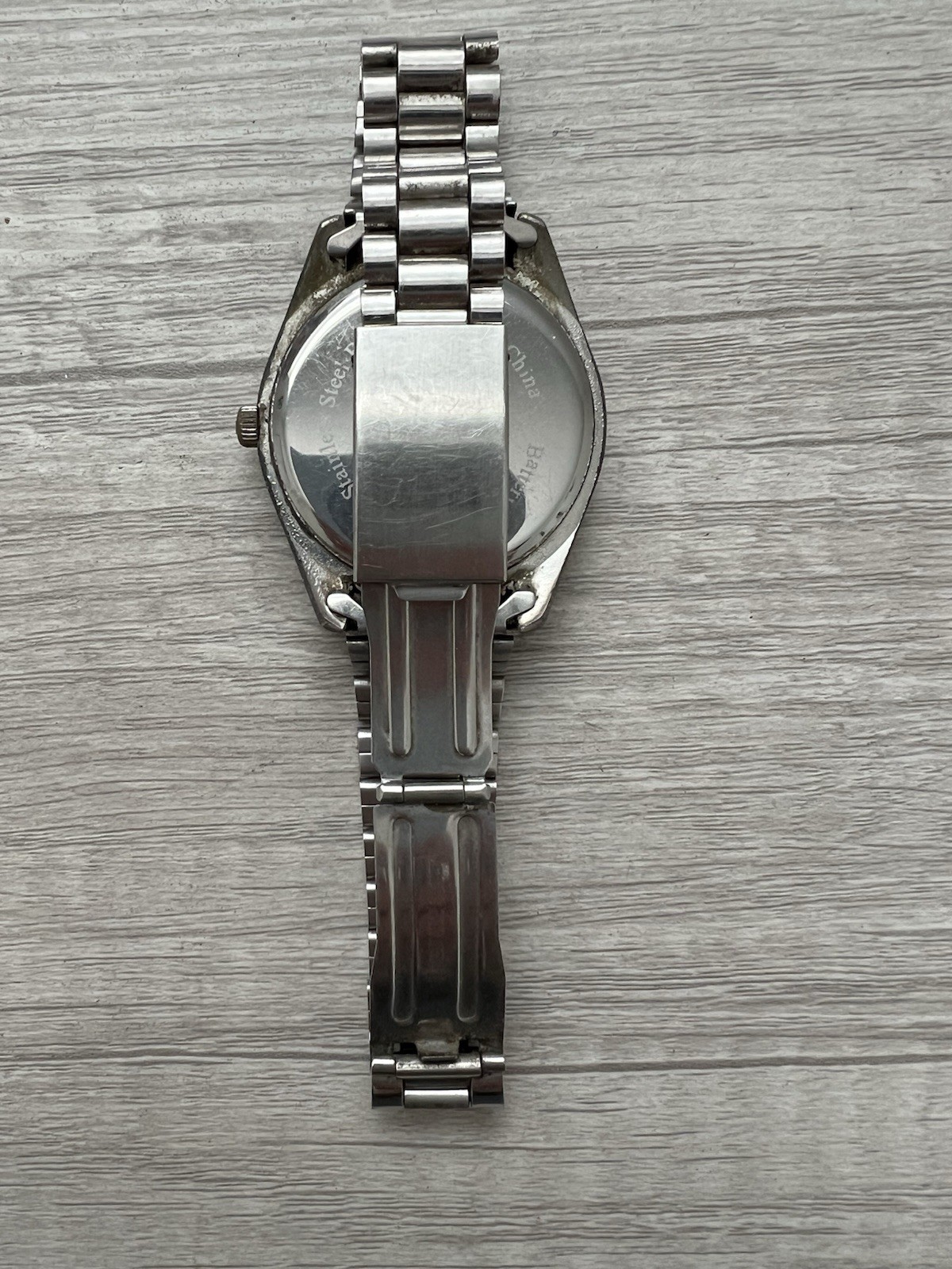 Decade 32656 Men’s Quartz Watch – Black Dial – New Battery – Stainless Steel