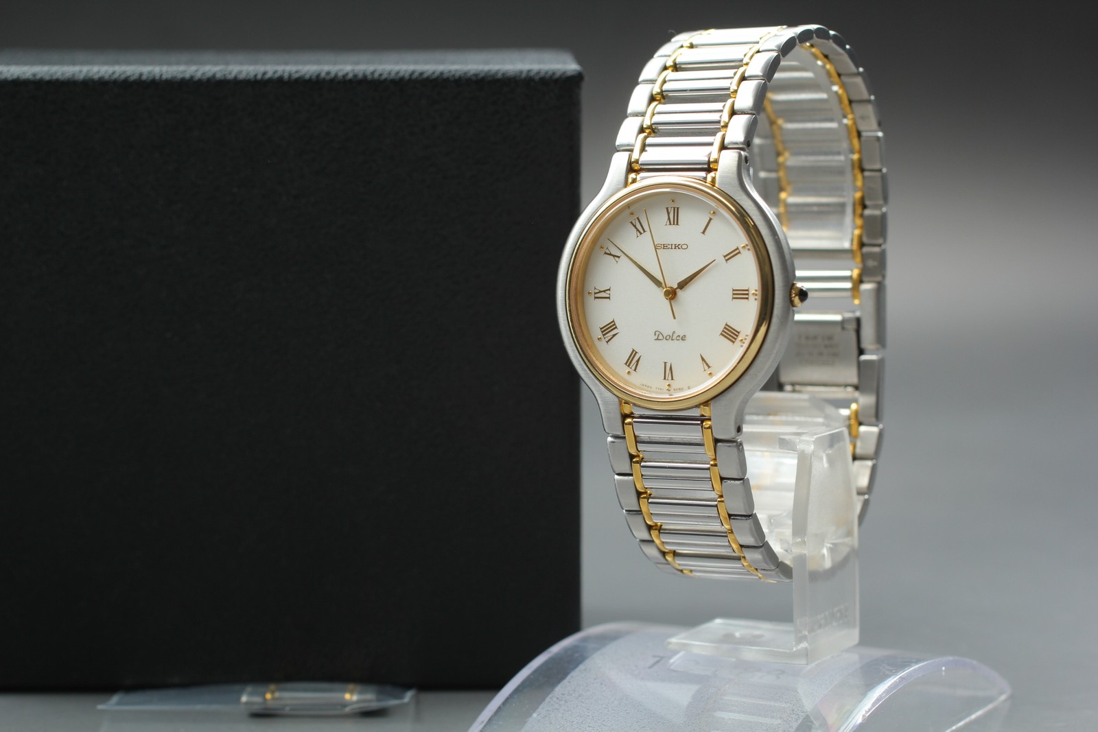 Vintage 1987 Seiko Dolce 7741-6050 Two-Tone Roman Quartz Mens Watch From JAPAN