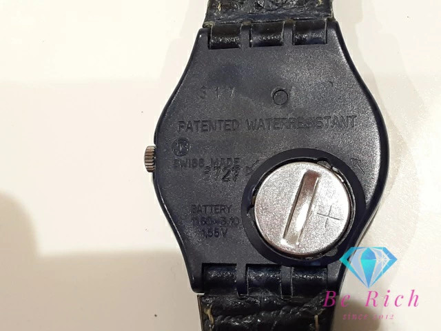 Swatch Day-Date Watch S17 8727 White Navy Plastic Resin Leather Bracelet Analog