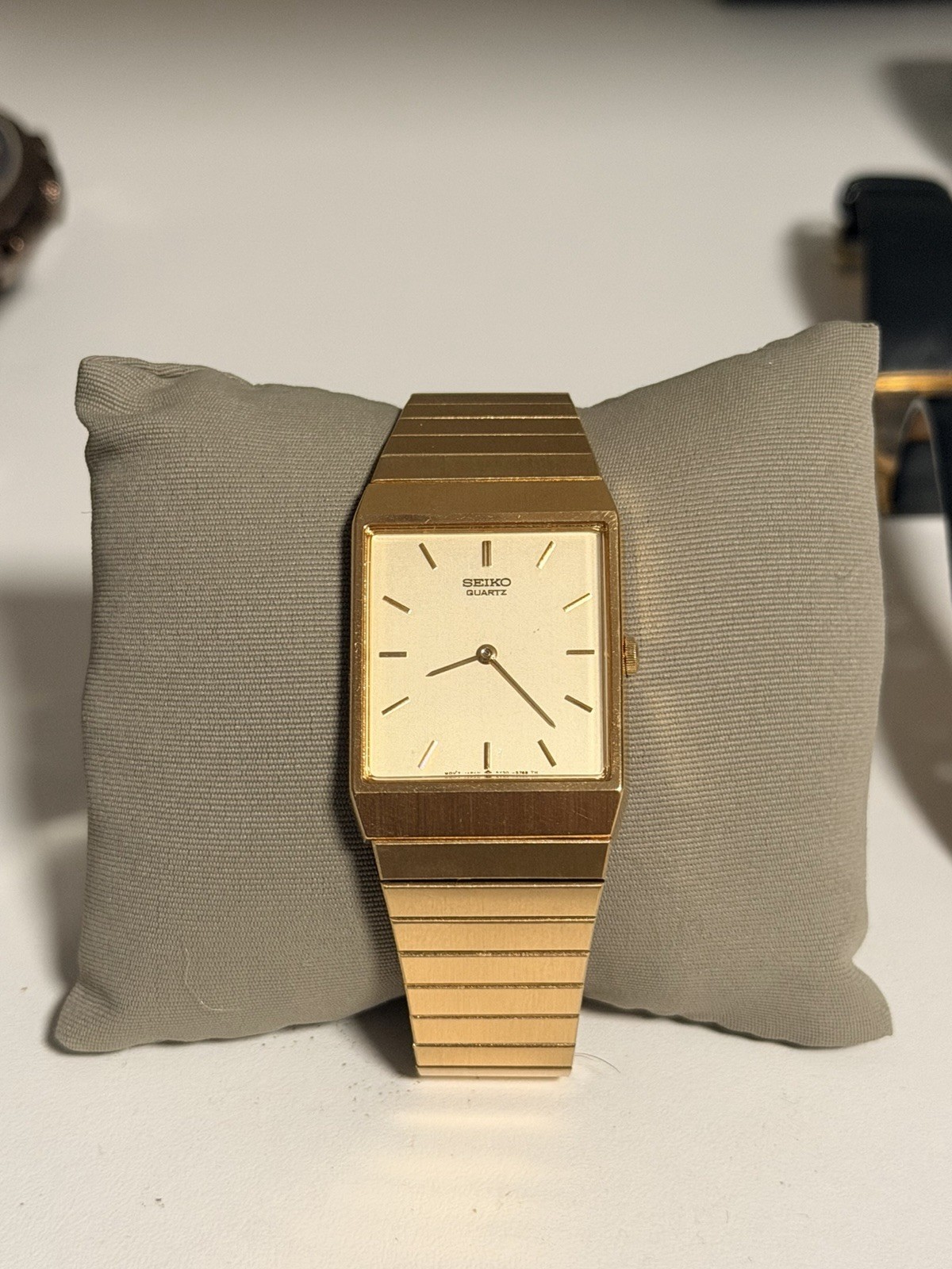 Seiko Quartz Vintage 1980s Gold Square Dial 33mm Analog Dress Bracelet