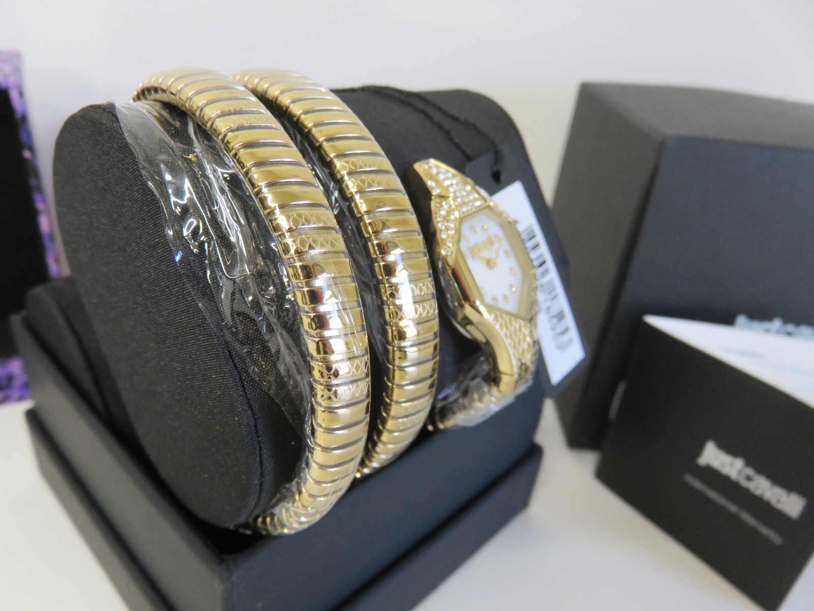 Just Cavalli Snake Women’s JC1L193M0025 Signature Snake Gold Watch