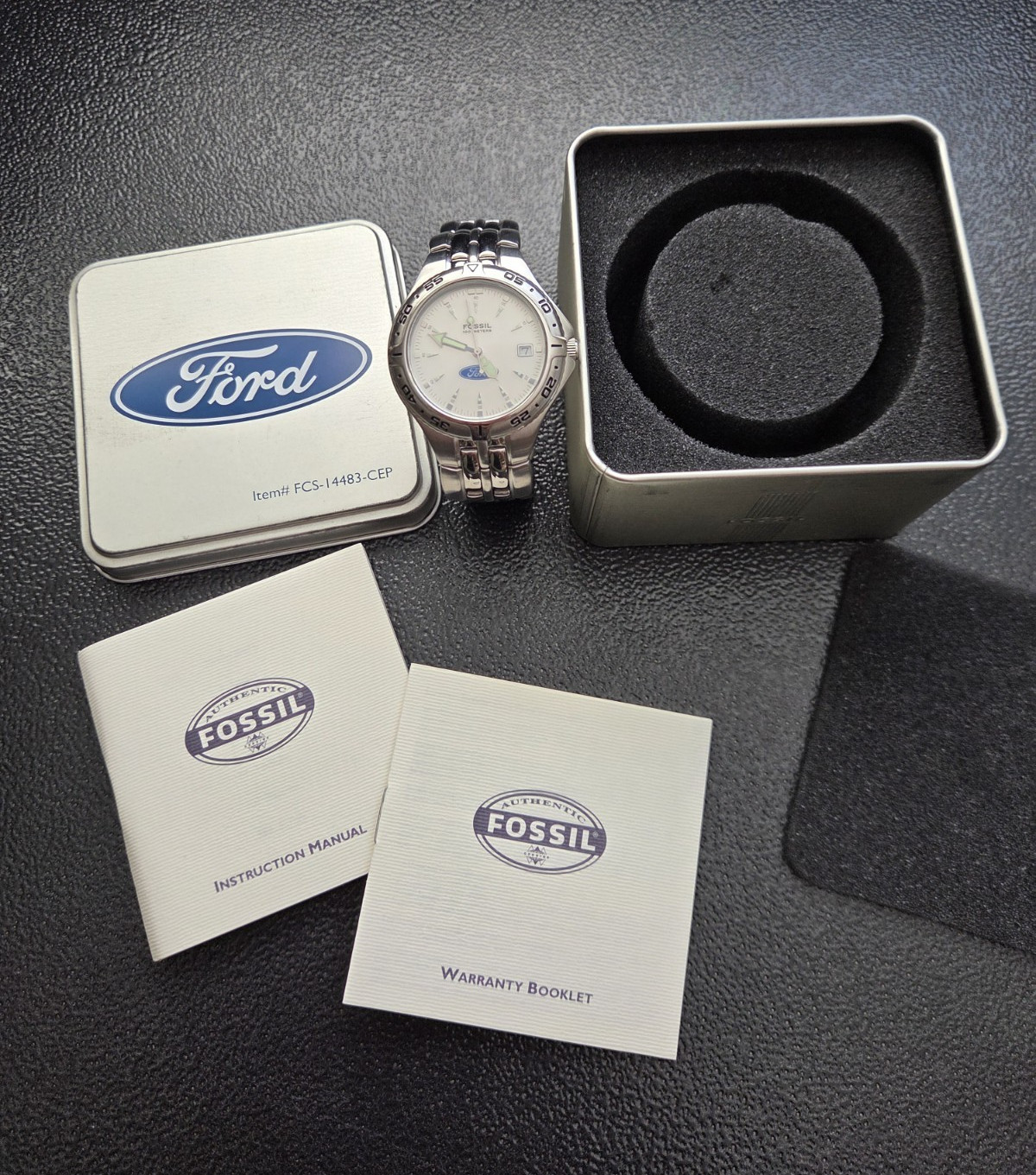 Fossil Ford Quartz Silver Dial Stainless Bracelet Watch 100m Date Box Manual