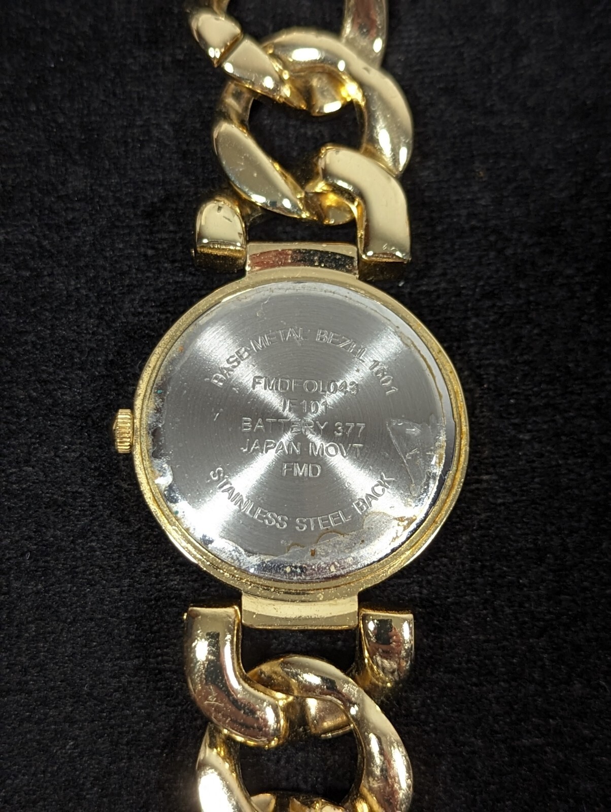 Folio Womans Crystal Accent Gold Tone Round Case Chain Link Bracelet Watch 7.5in