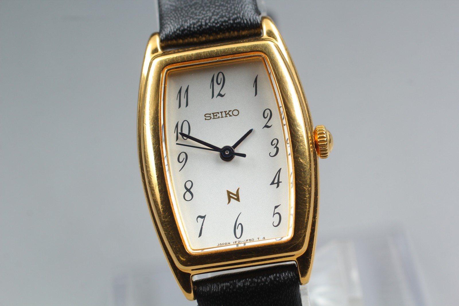 Vintage 1994 [Exc+5] Seiko Noie 1F21-5C10 Gold Quartz Women’s Watch From JAPAN