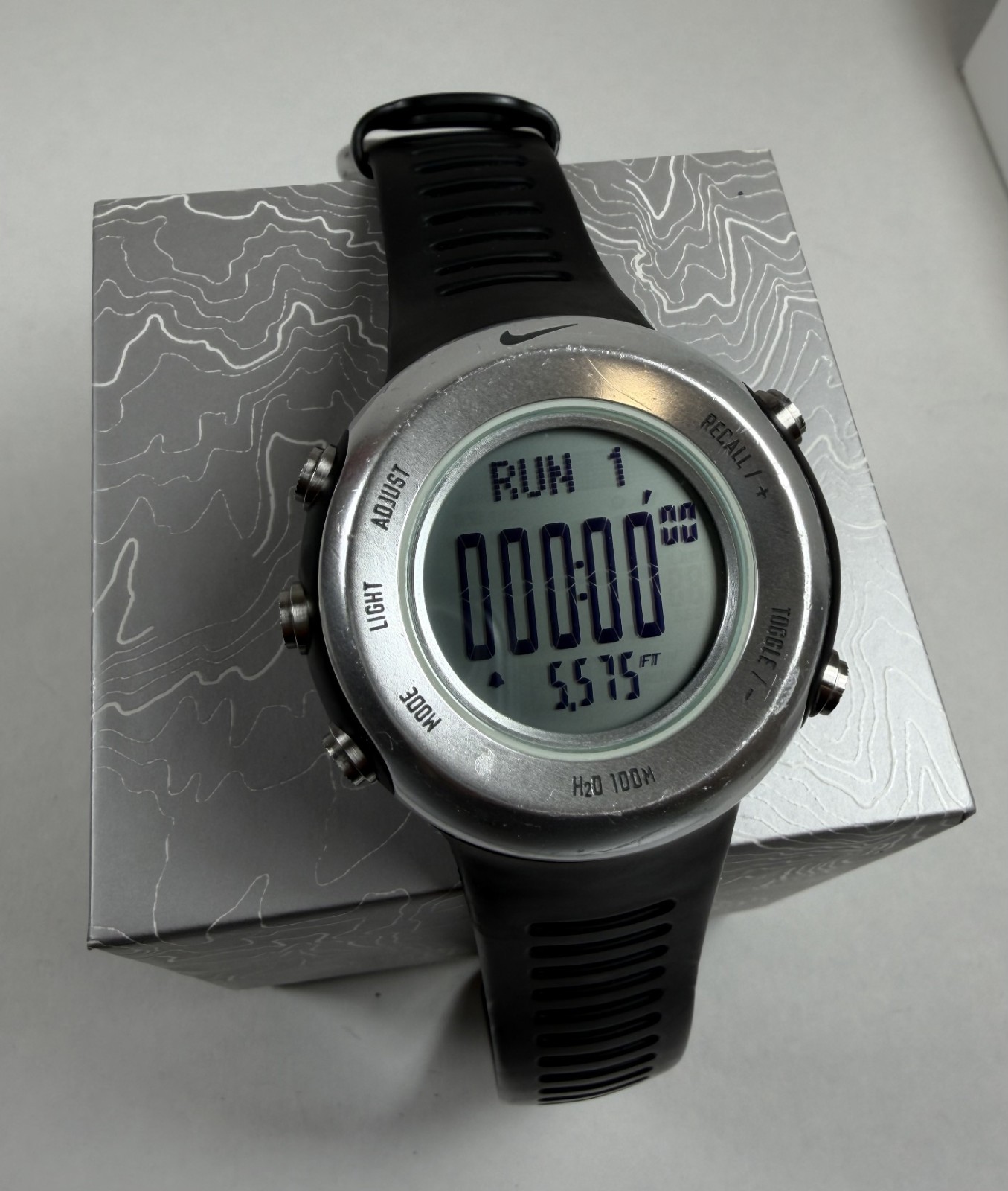 Vintage Nike Oregon Series Altimeter Watch WA0019
