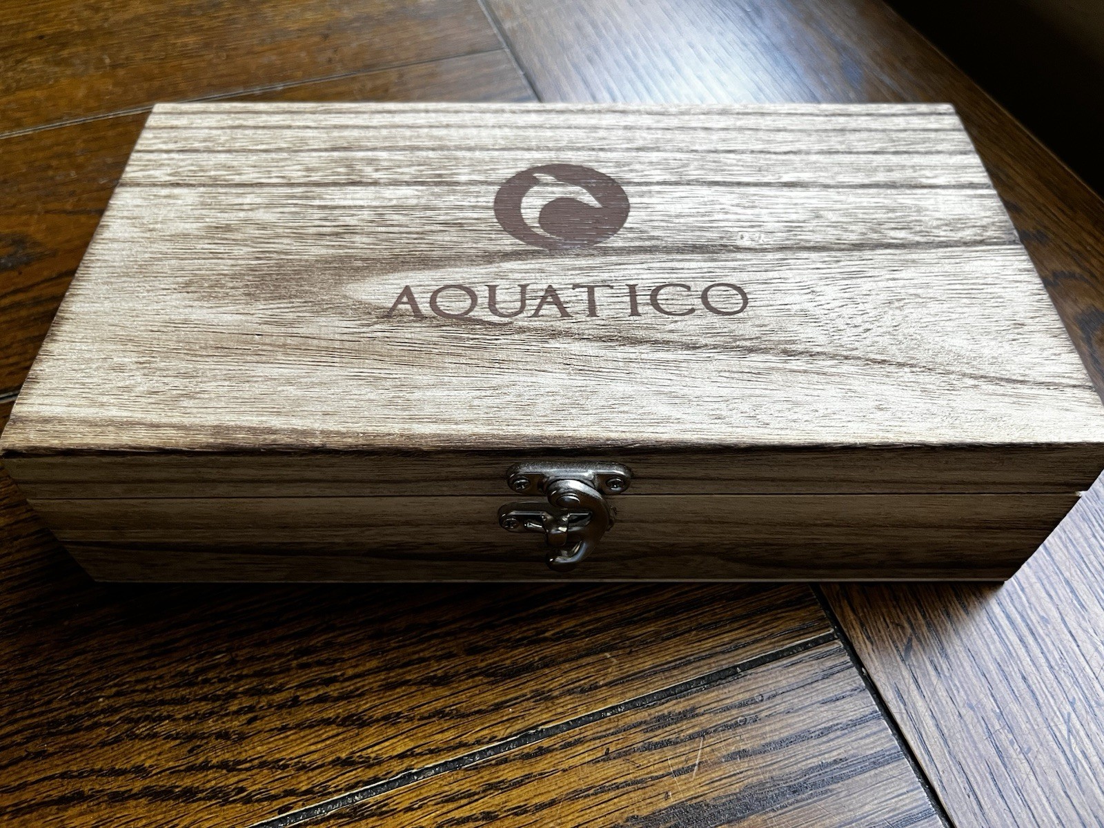 Aquatico Big Pilot Bronze 300m WR Green Dial 43mm Watch Box Papers 2 Straps NH37