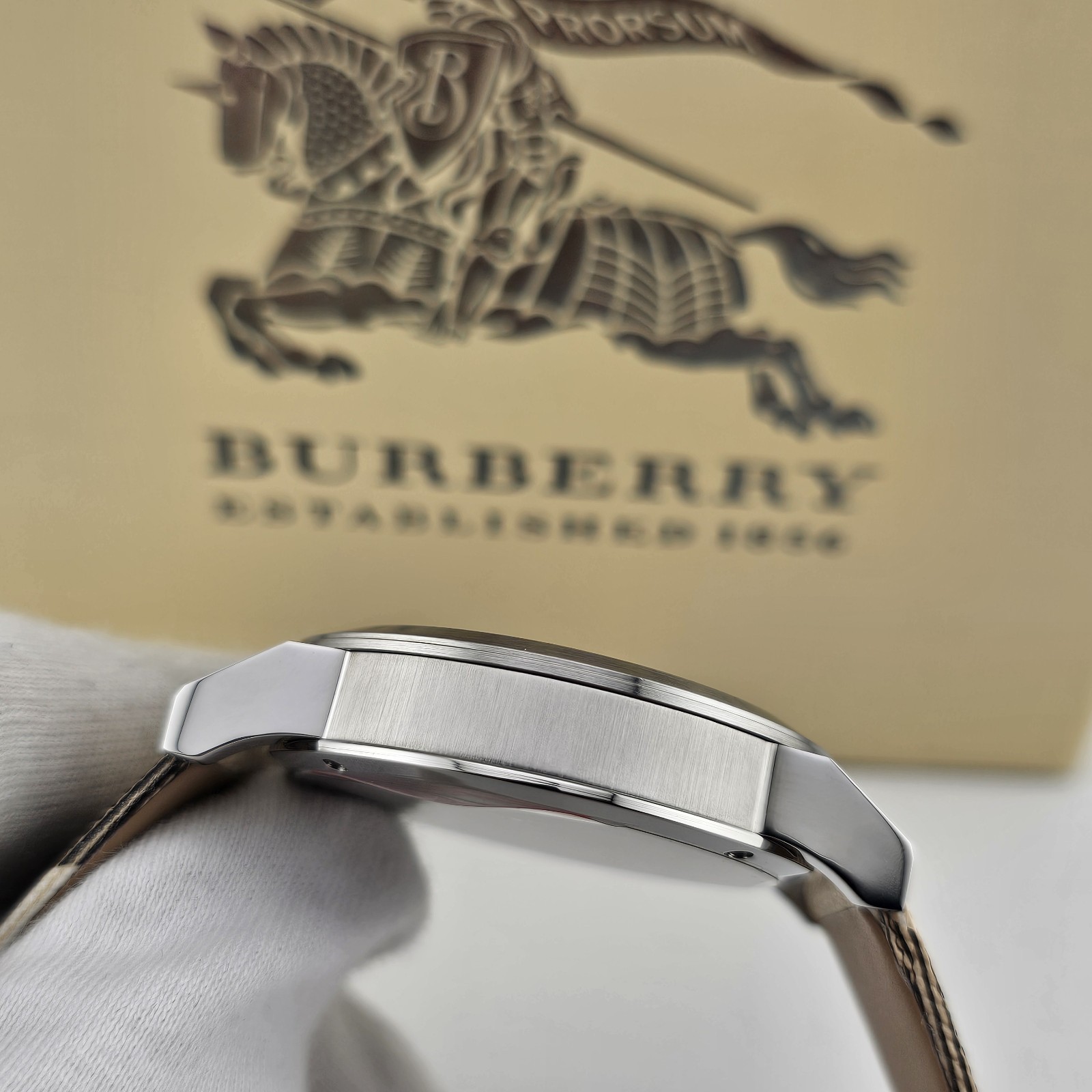 NEW BURBERRY BU9357 MENS WATCH MULTICOLOUR LEATHER FABRIC STRAP SILVER DIAL UK