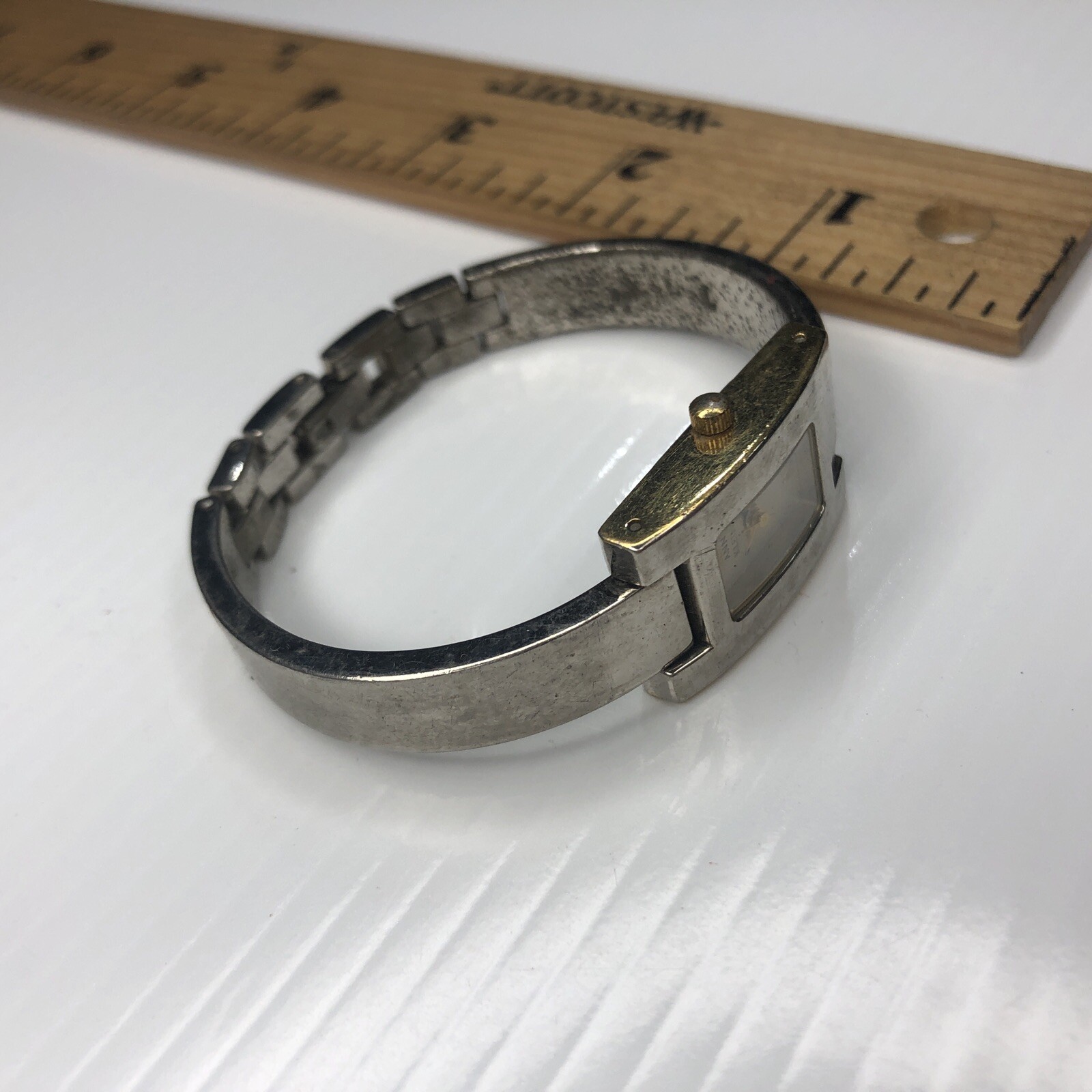 X11 ANNE KLEIN II 10/70789 Thailand Retro Silver Bangle Ladies Watch Untested