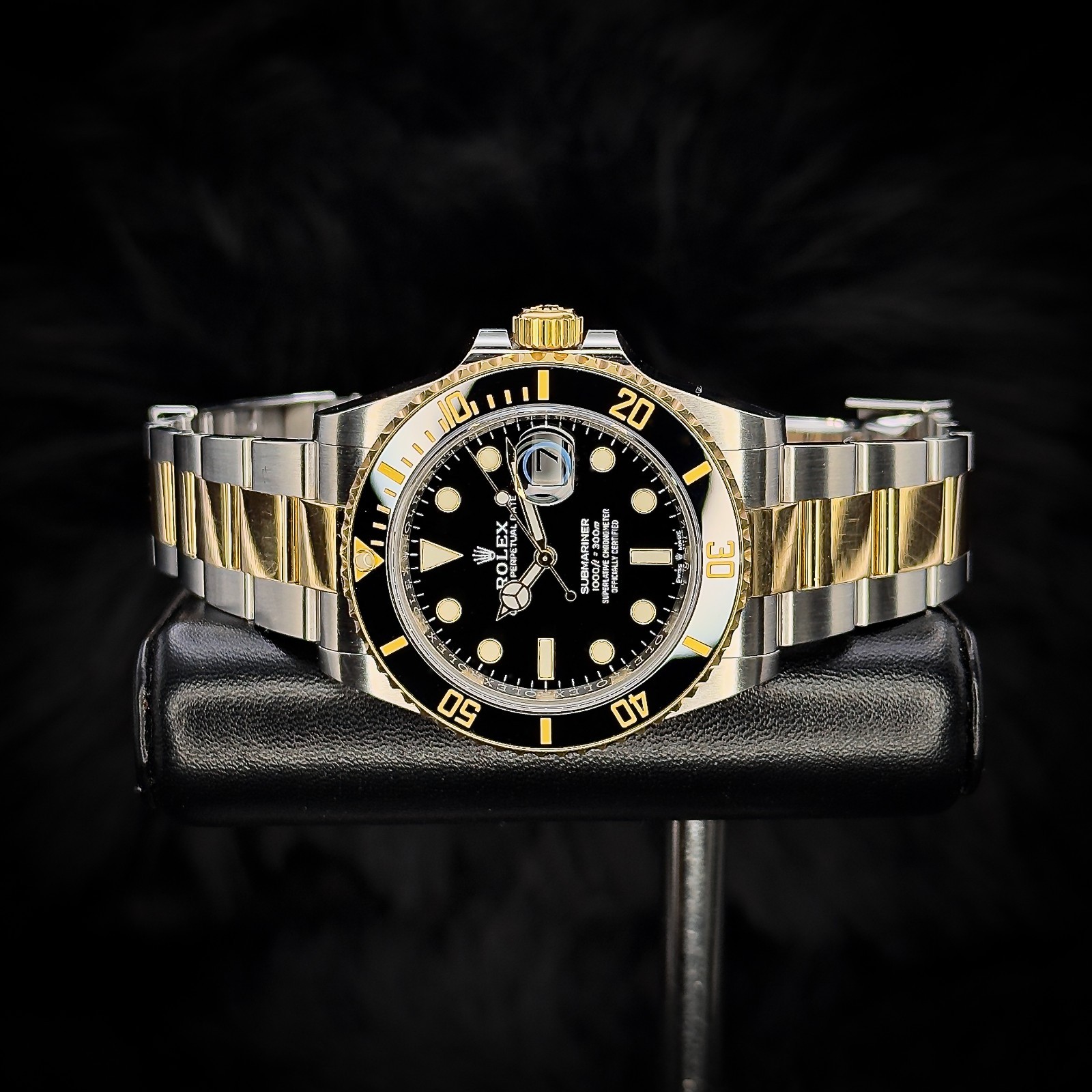 Rolex Submariner Date — Ref. 126613LN – Complete Set – Vey Good Condition