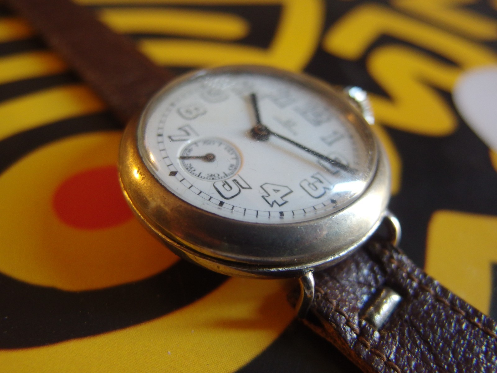 4520 WWI OMEGA RARE CABRIOLET TRENCH WATCH, RARE SCREW ON BEZEL & MOV, C.1917