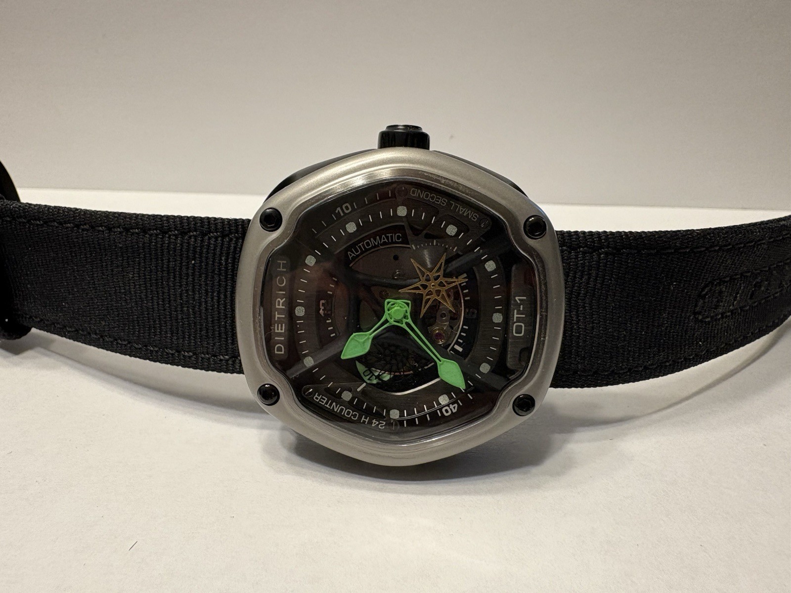 DIETRICH-OT-1 Organic Time Skeleton