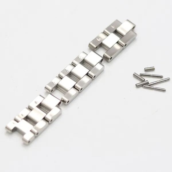 Excellent condition Seiko Lucia SSVV 011 1B25-0AH0 watch with 8 original silver-
