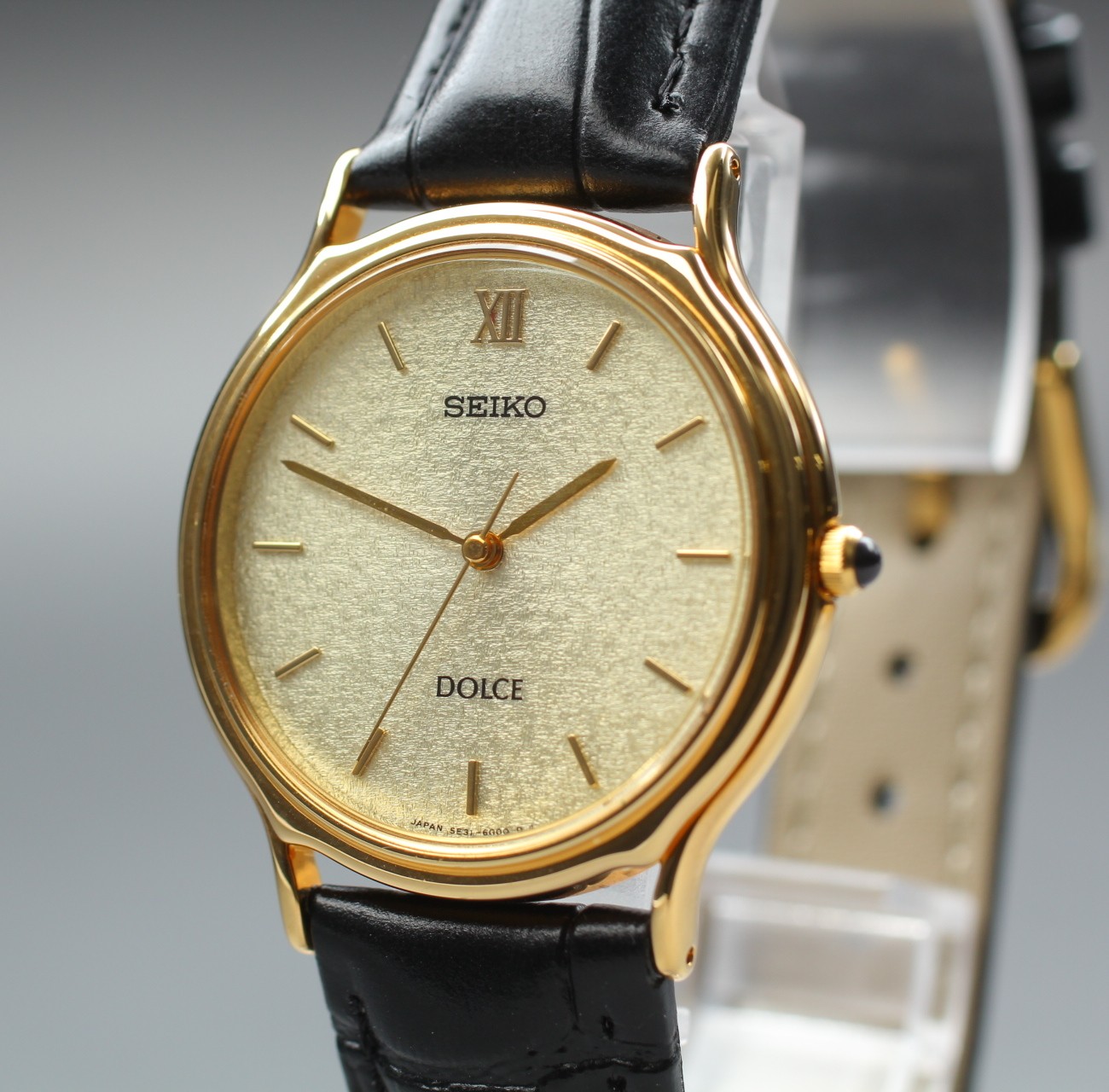 [Near MINT] SEIKO Dolce 5E31-6D60 32mm Gold Dial Mens Watch From JAPAN