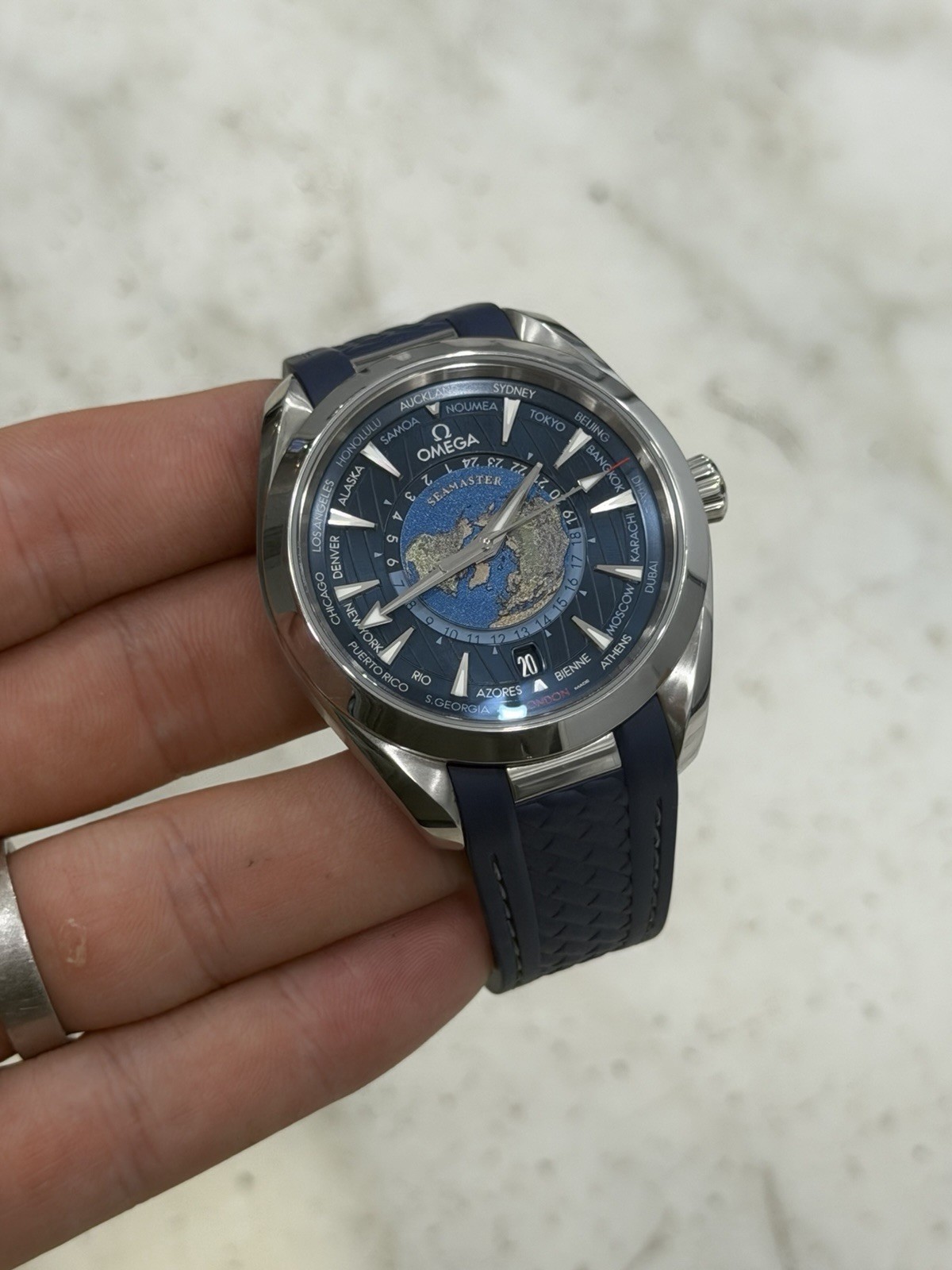 Omega Seamaster Aqua Terra GMT Worldtimer Steel Blue Dial 220.12.43.22.03.001