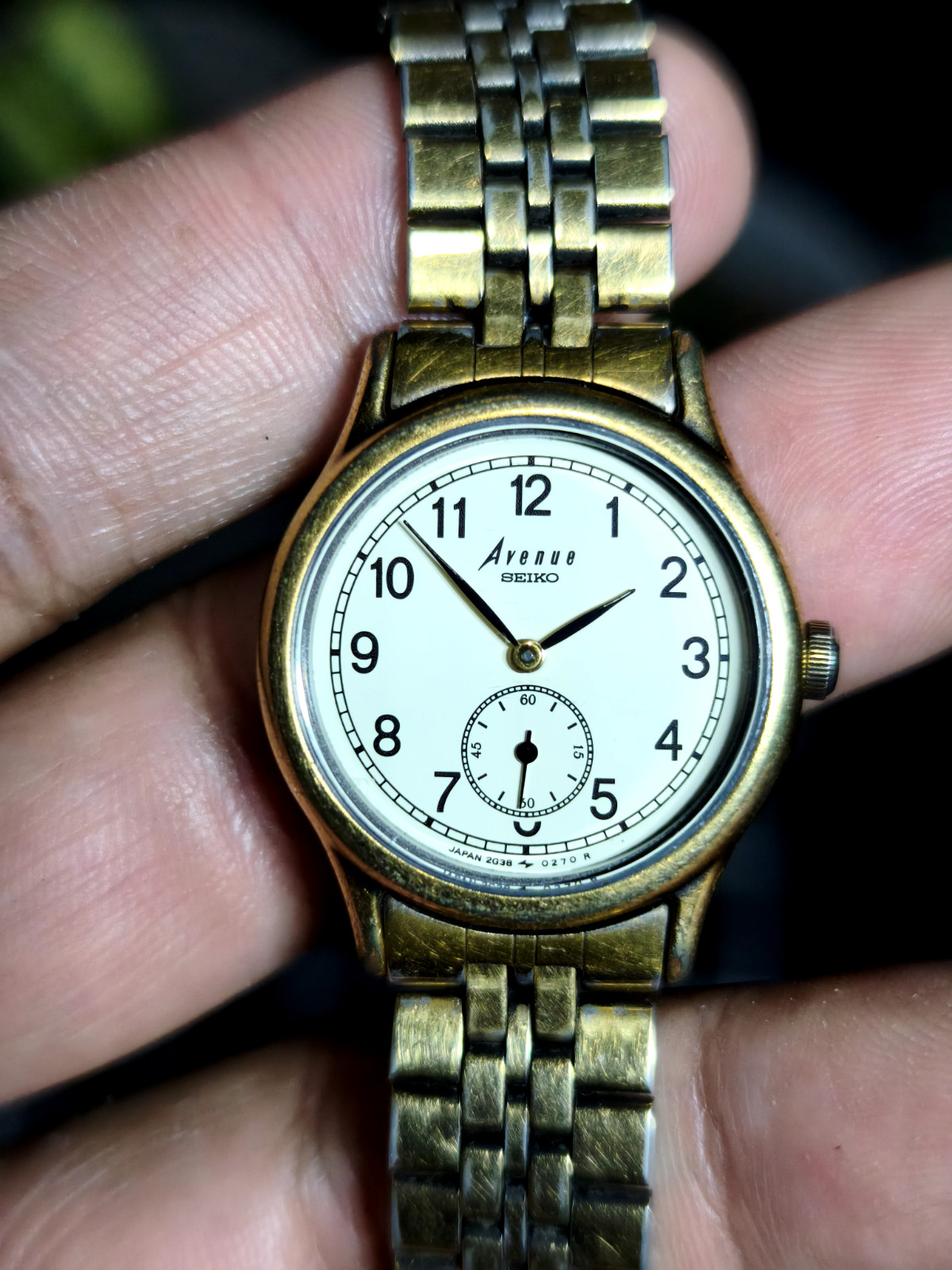 Vintage 1987 Seiko Avenue Small Second 2G38-0170 Quartz Gold Tone Dress Watch