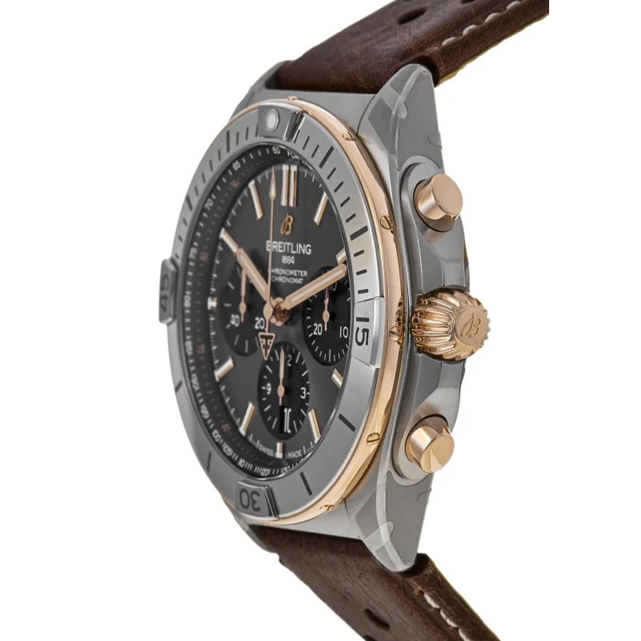 New Breitling Chronomat B01 42 Triumph Limited Men’s Watch TB0134101M1X1