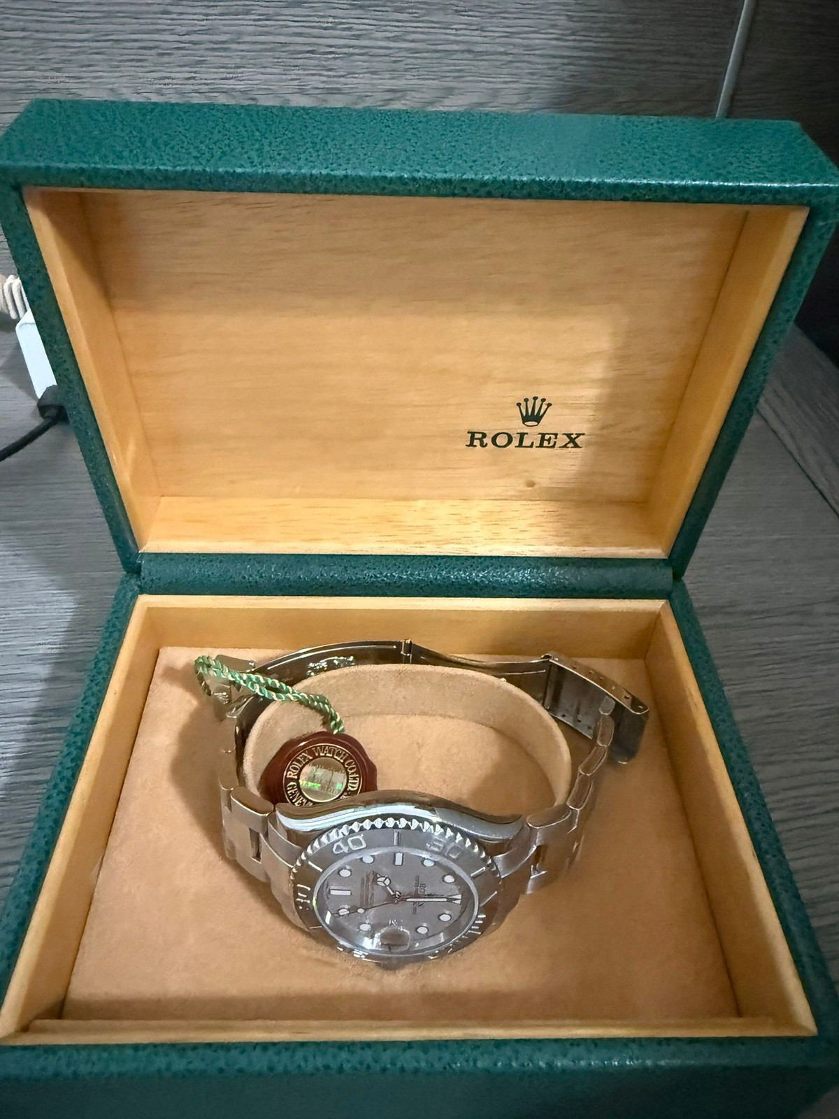 Rolex Yacht-Master 16622 Grey Rhodium Dial Platinum / Steel 40mm Men’s Watch