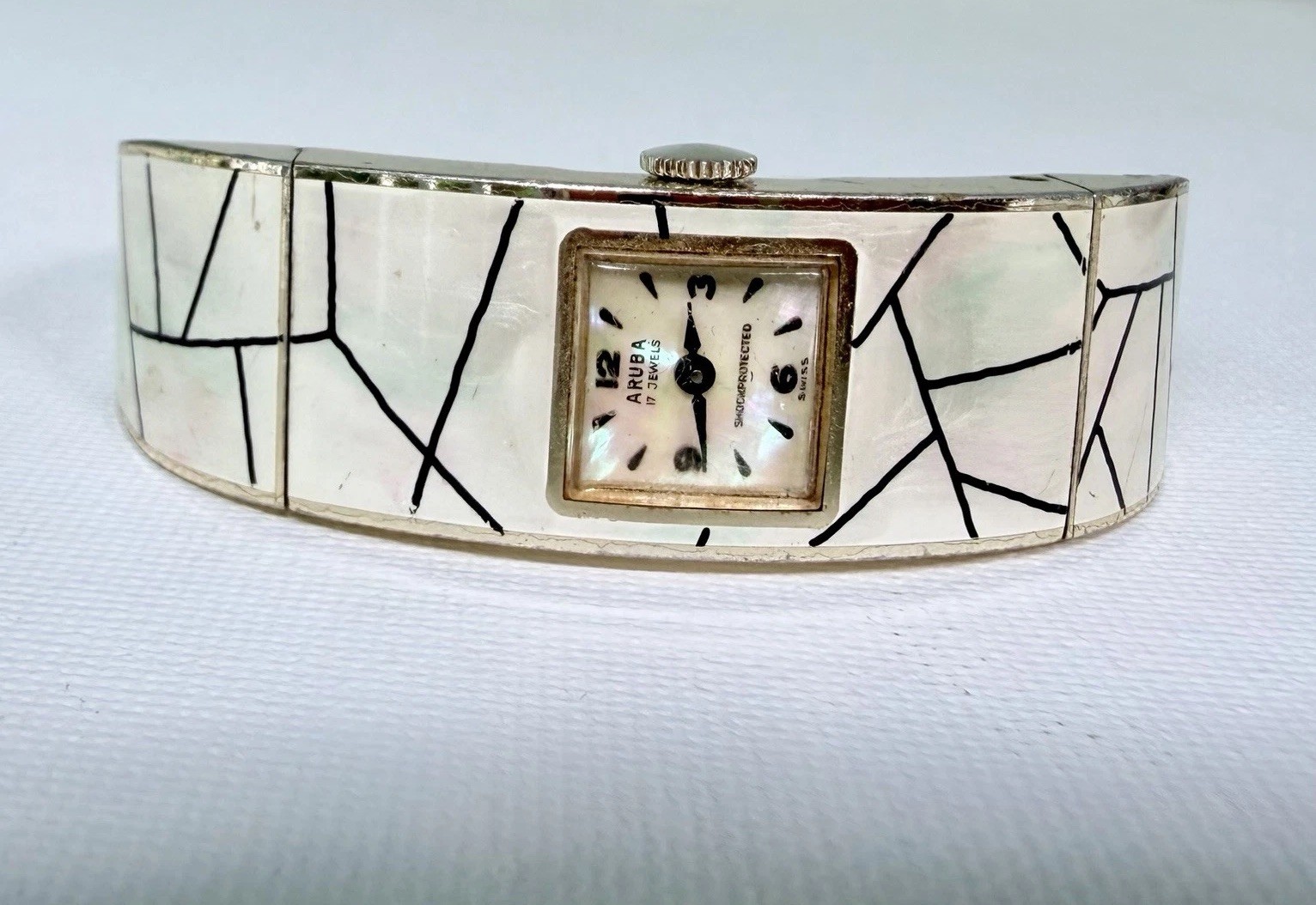ARUBA Swiss Made 17 Jewels Vintage Square Mother of Pearl Bangle Wristwatch