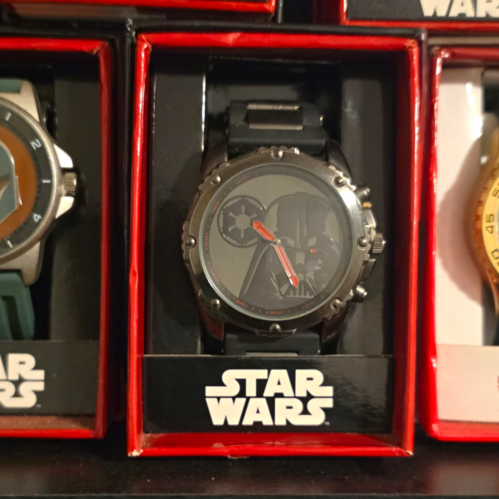 Star Wars Lot of 5 Character Analog Quartz Watches Silicone Bands w/ Boxes