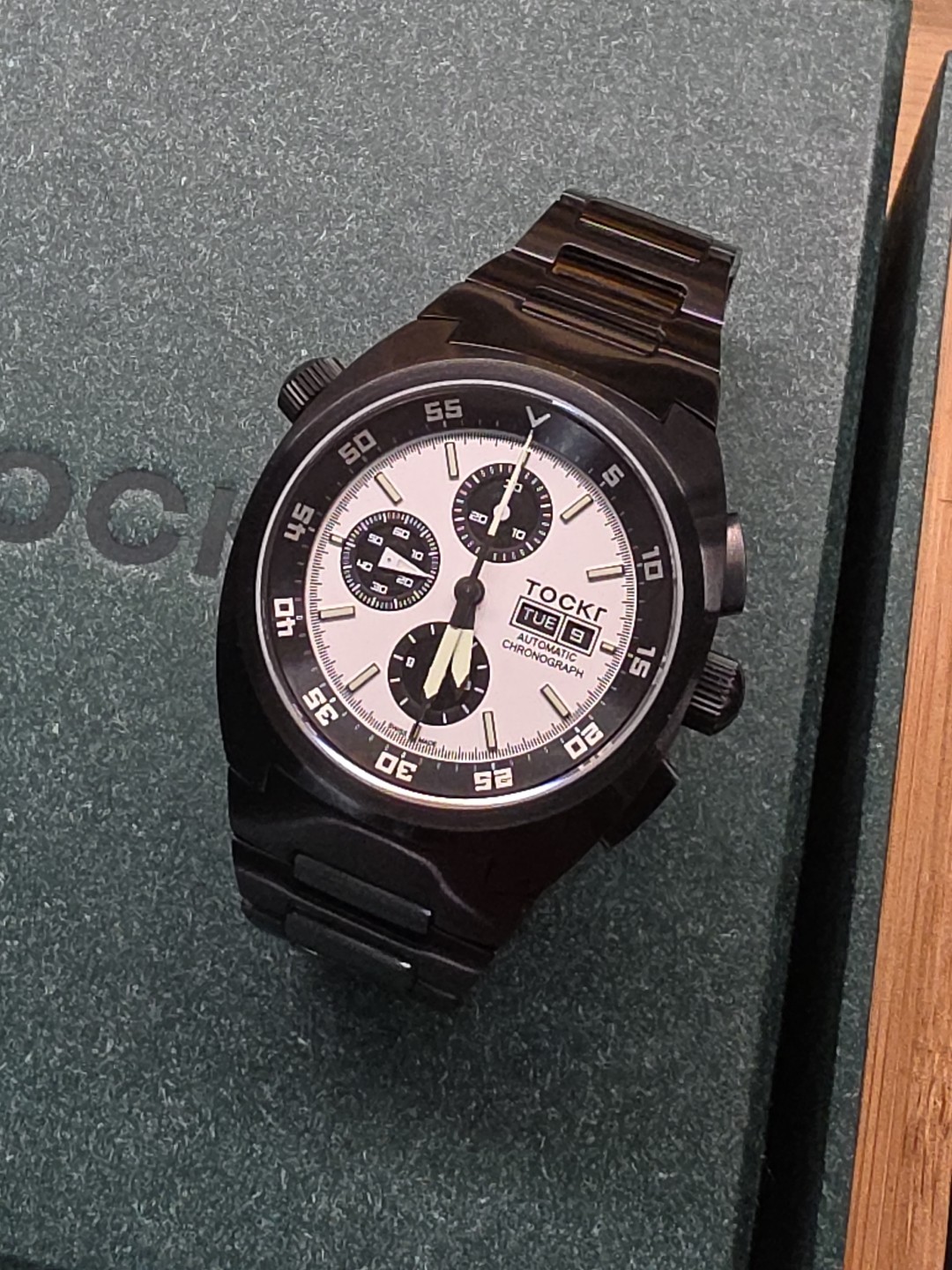 Tockr Air Defender 45mm Auto Chrono Panda 4447 Watch w/ Box #WB3527 Valjoux 7750