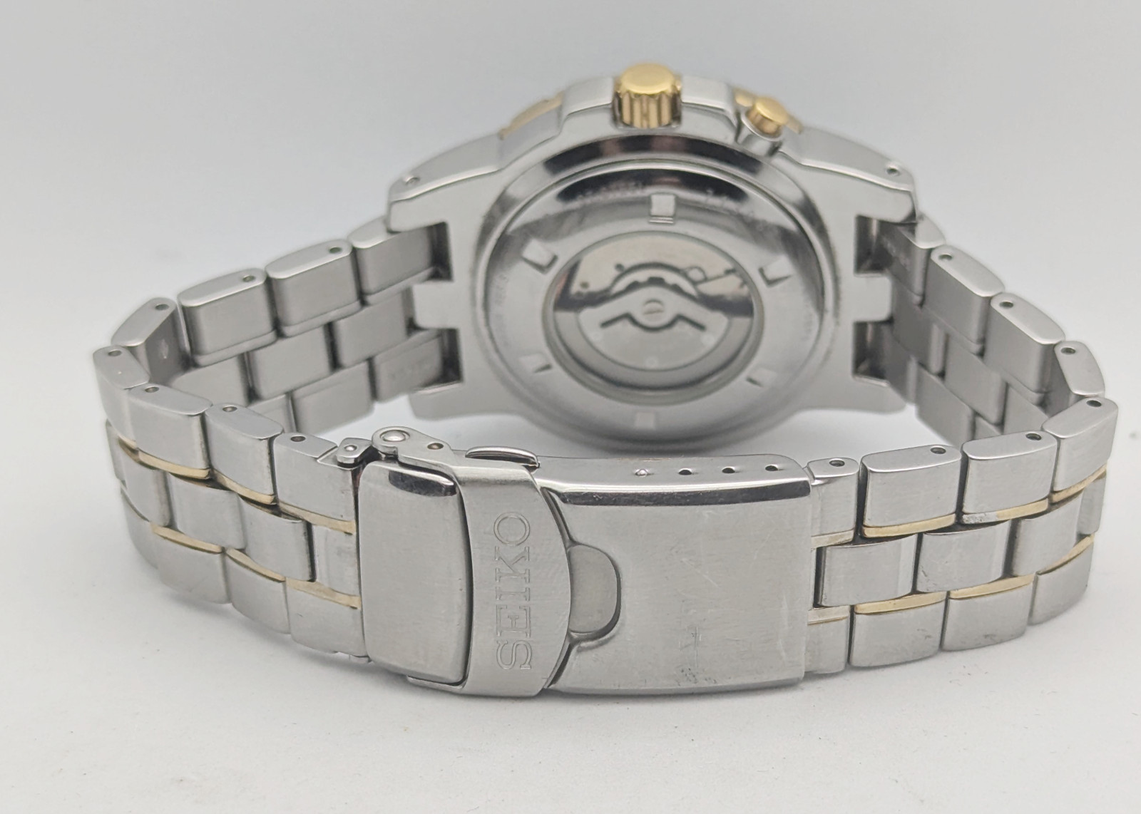 Seiko Kinetic SKA382 5M62 Black Gold Lrg Wrist 100M | New Capacitor Crystal Box