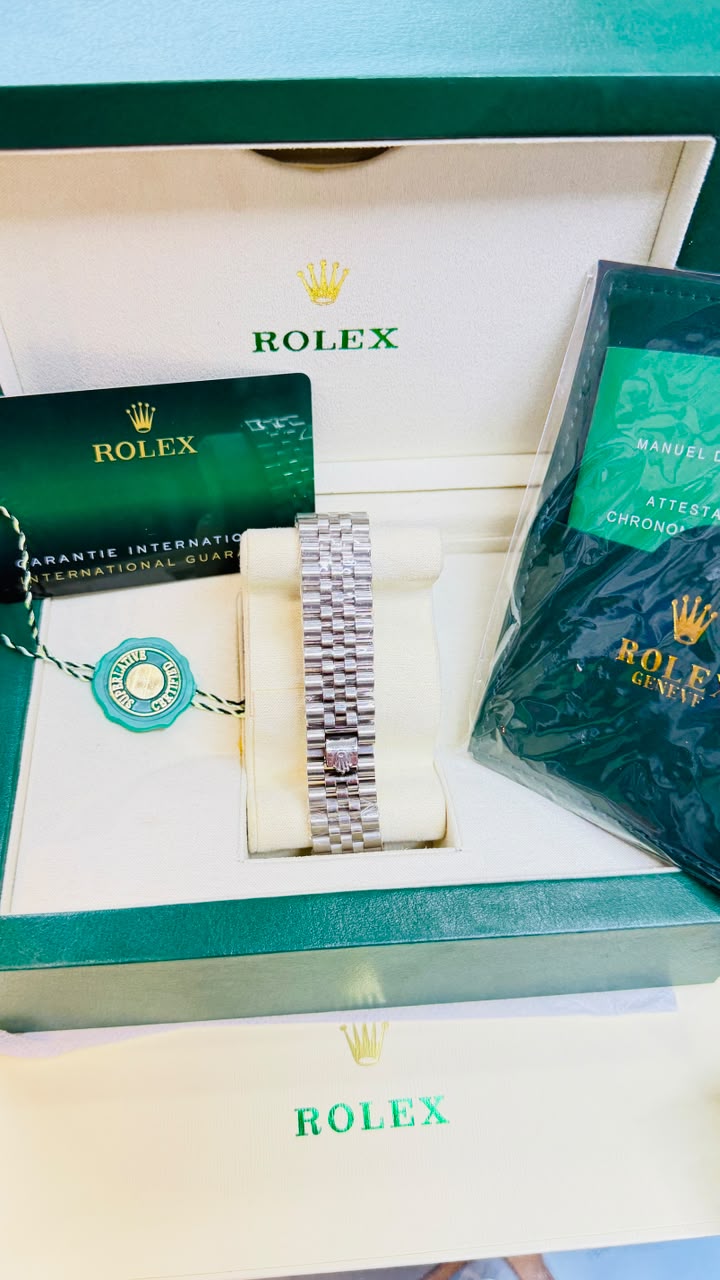 Rolex GMT-Master II "Batman" Model: Oyster Perpetual GMT-Master II Stainless Steel Bracelet: Jubilee Bracelet in Stainless Steel - Image 2