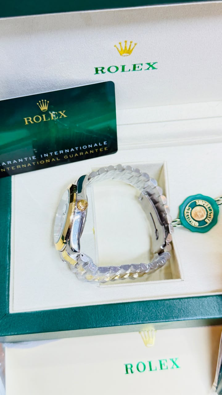 Rolex Blue dial luxuary watch two-tone silver&white chain - Image 4